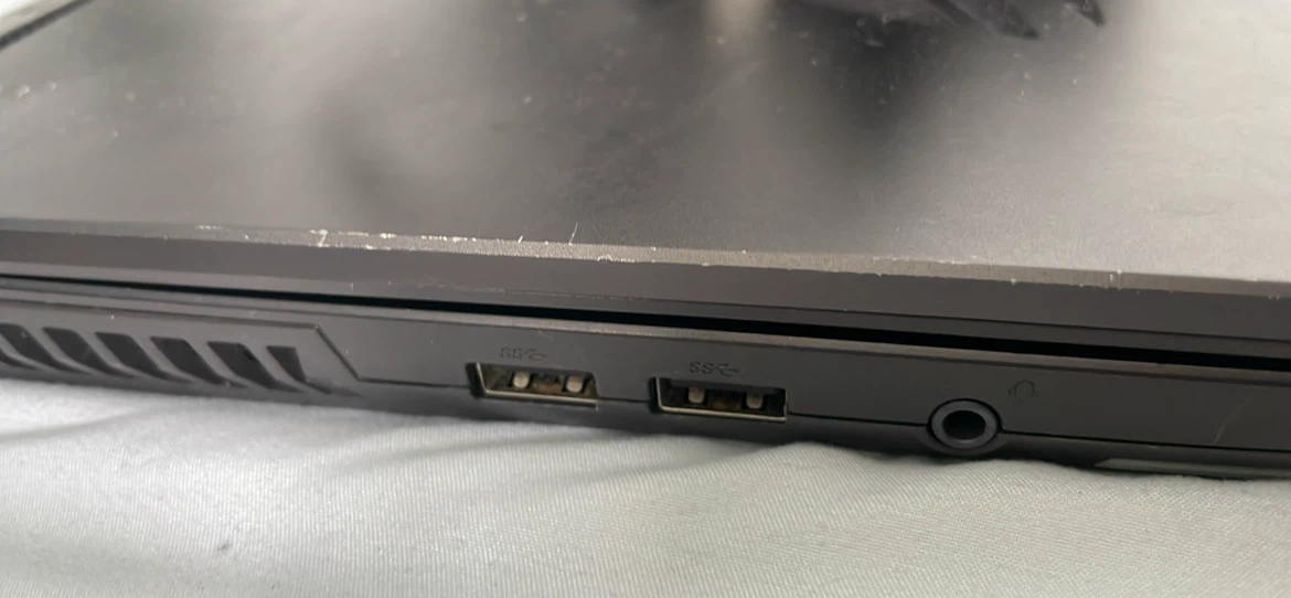 ASUS ROG Strix G17 Laptop (FOR PARTS) - photo 2