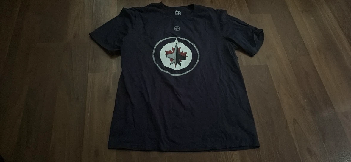 Winnipeg Jets Hellebuyck #37 T-Shirt