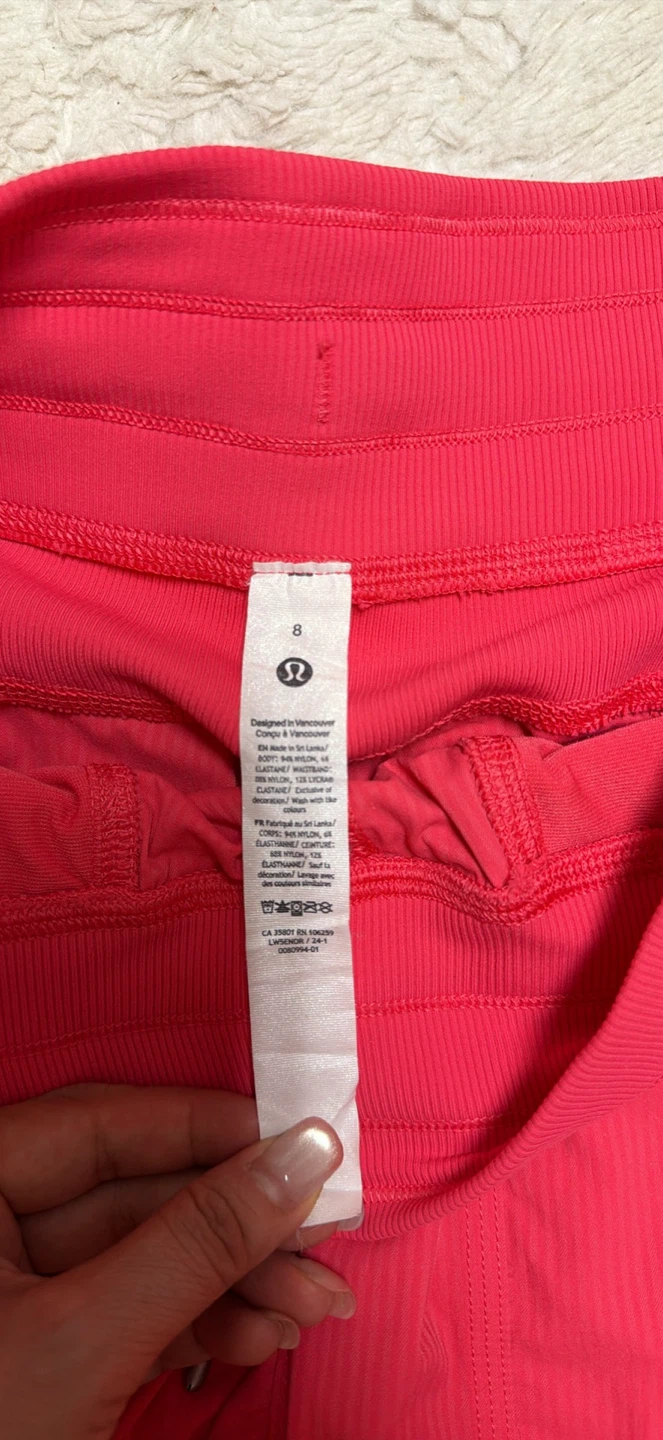 Lululemon Pink Ribbed Capris Size 8 - photo 4