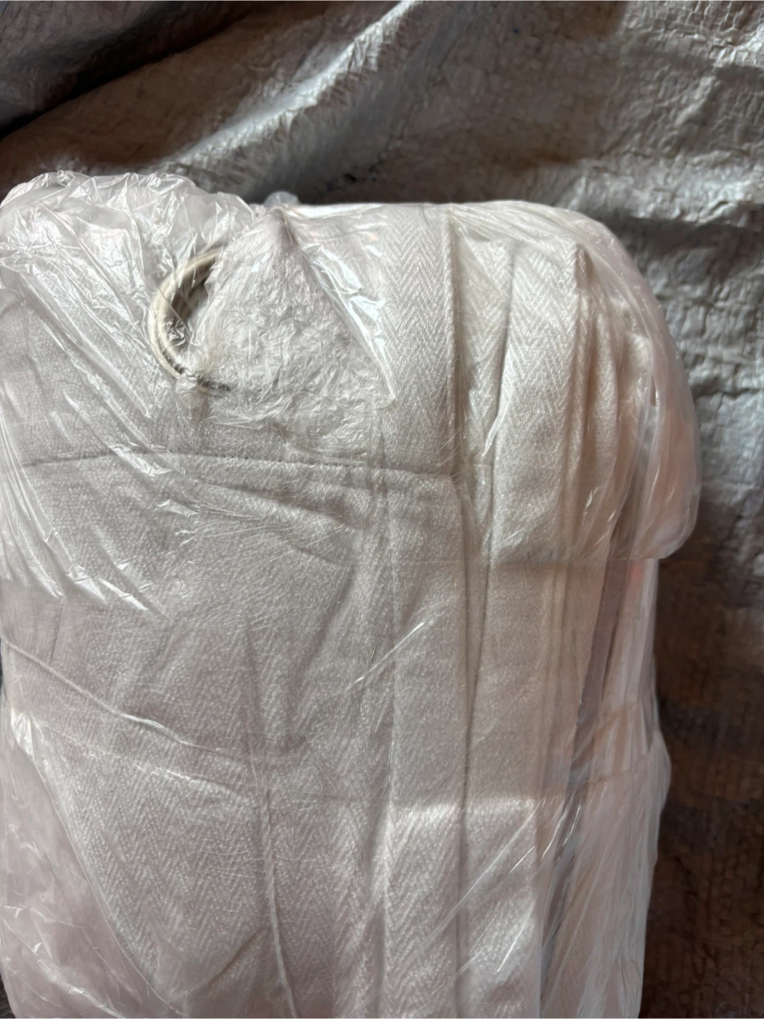 NWOT Beautyrest Plantinum White Drapes with Grommets