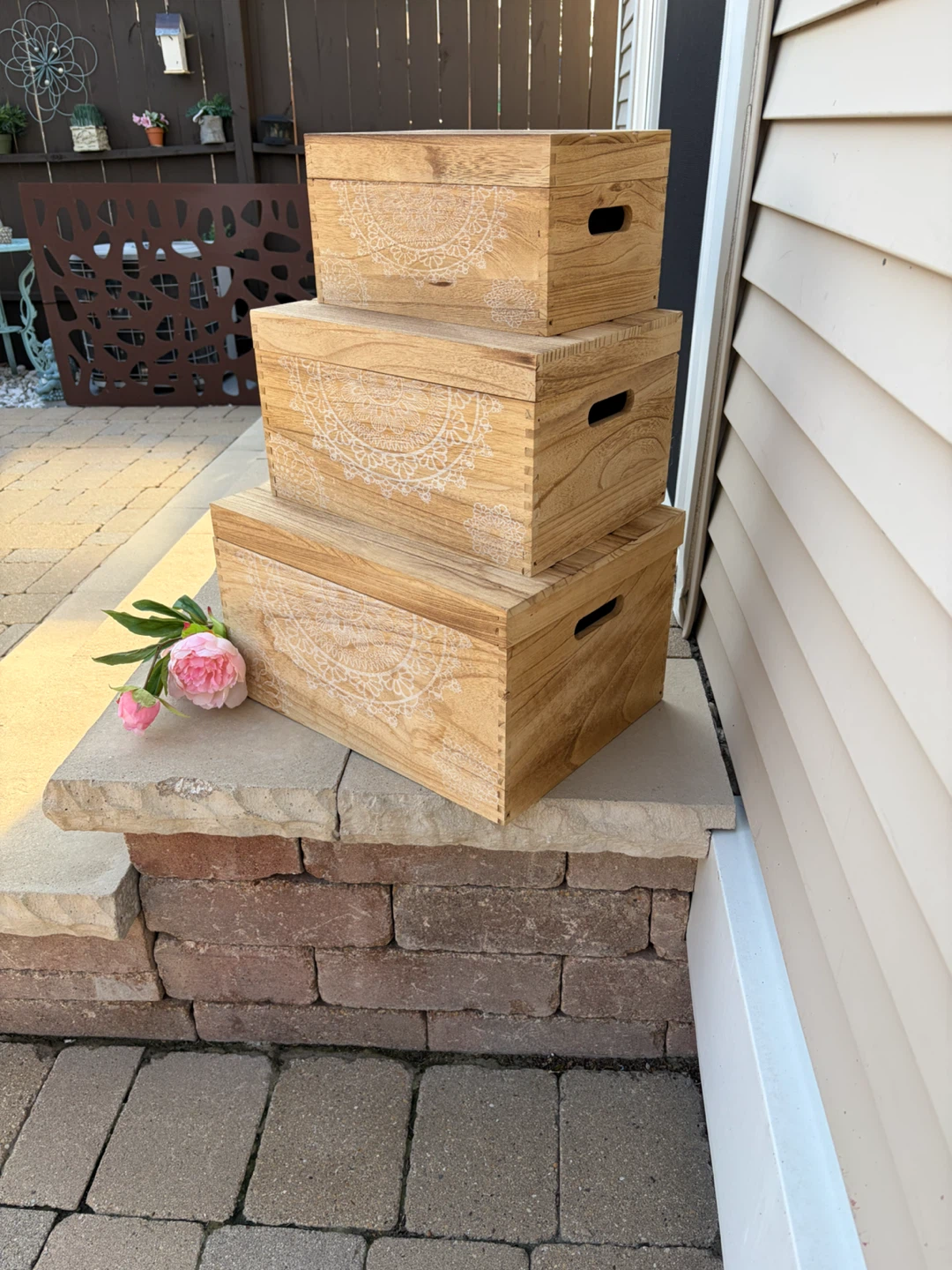 THREE CUTE WOODEN STORAGE BOXES - photo 2
