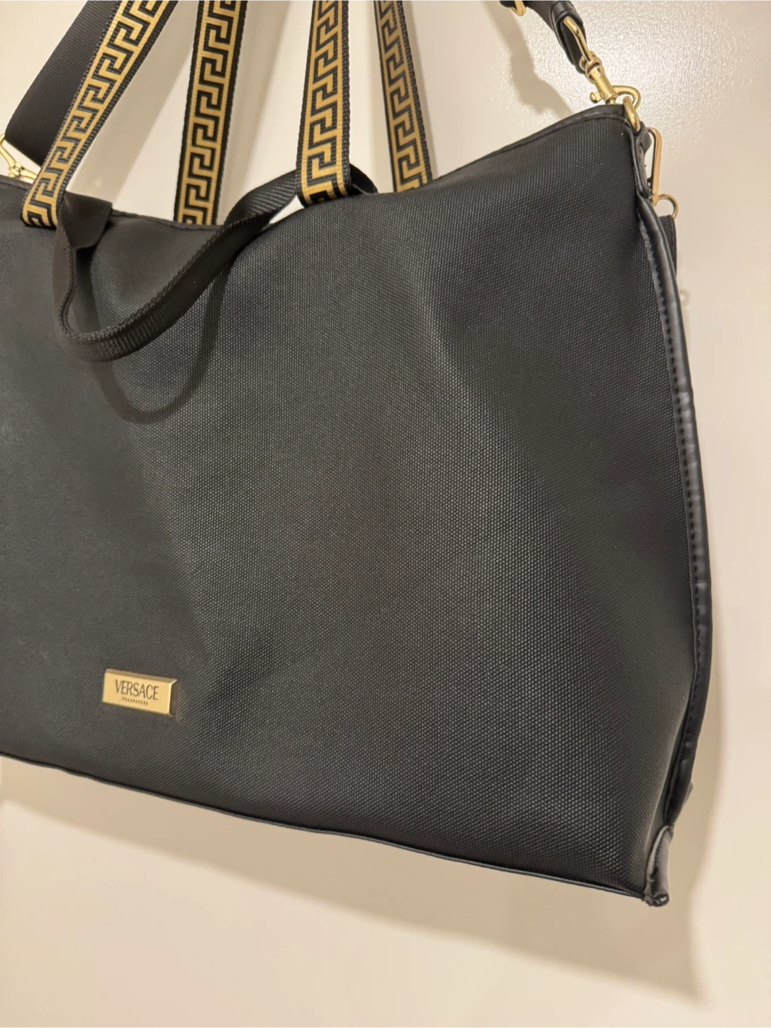 Versace Fragrances Large Black Travel Weekender Tote Bag + Pouch - photo 4