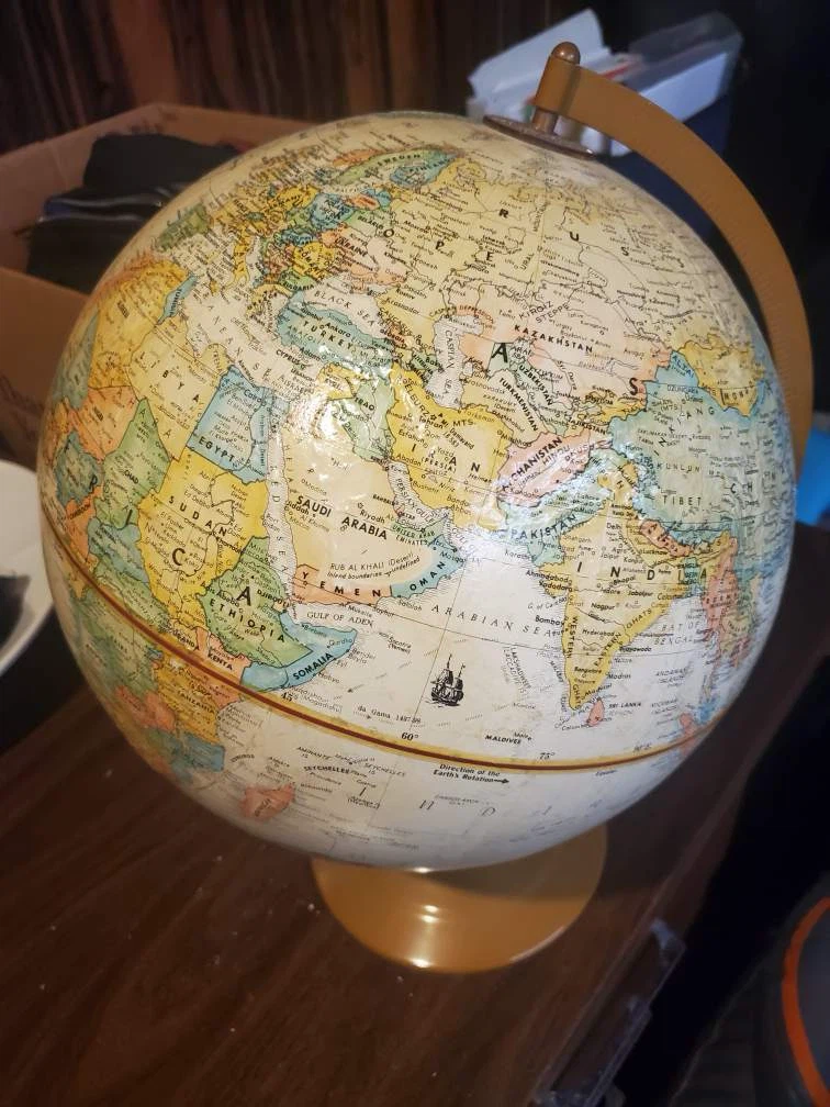 Vintage Globe - photo 3