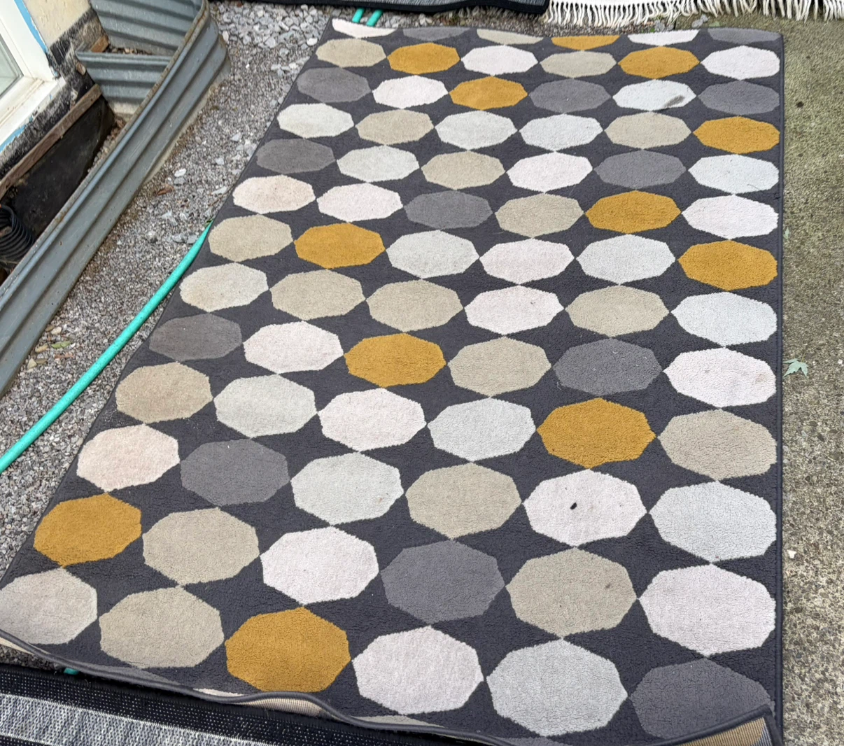 Three Area Rugs - photo 2