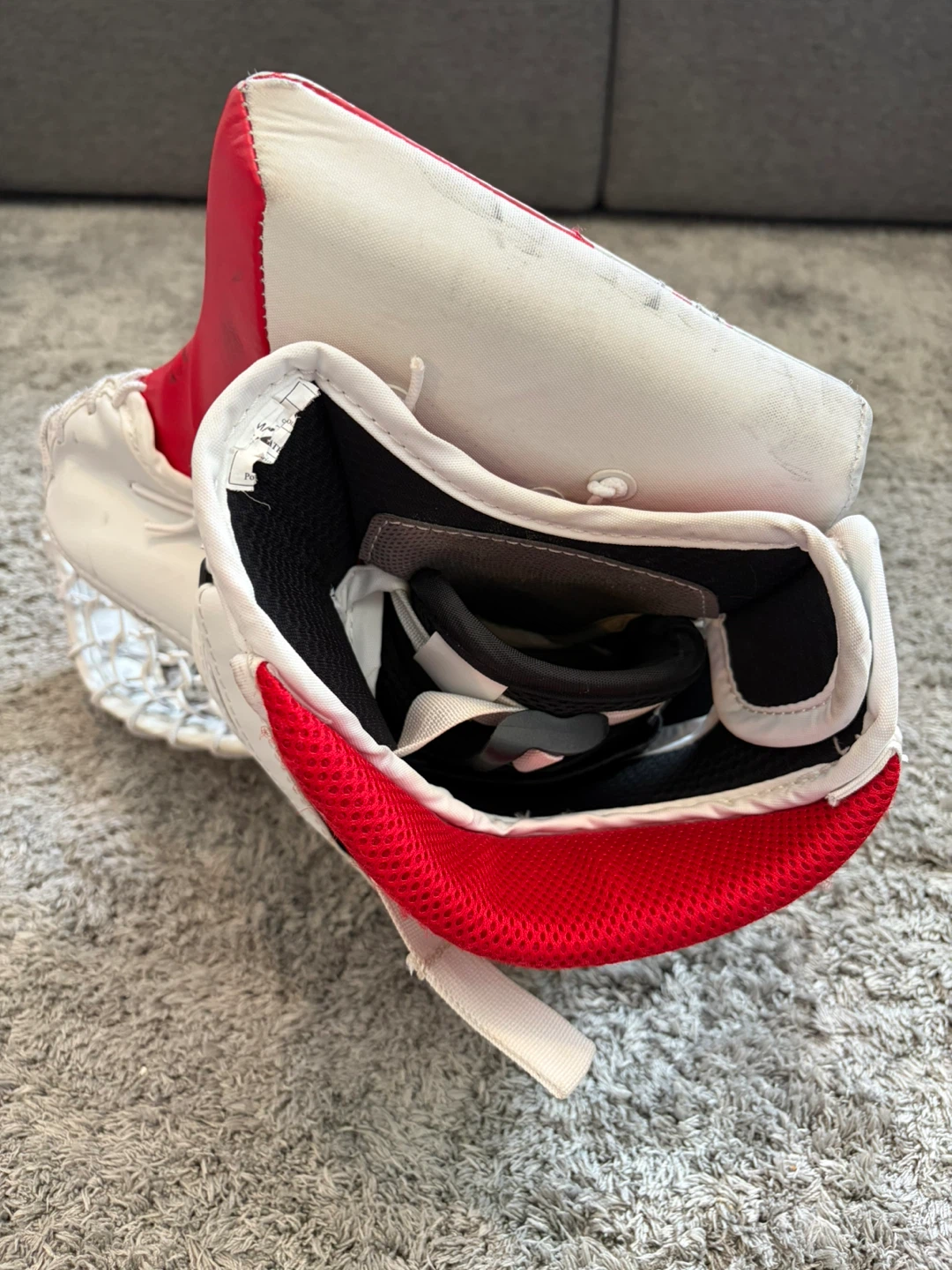 Vaughn SLR4 JR Hockey Goalie Glove - photo 4