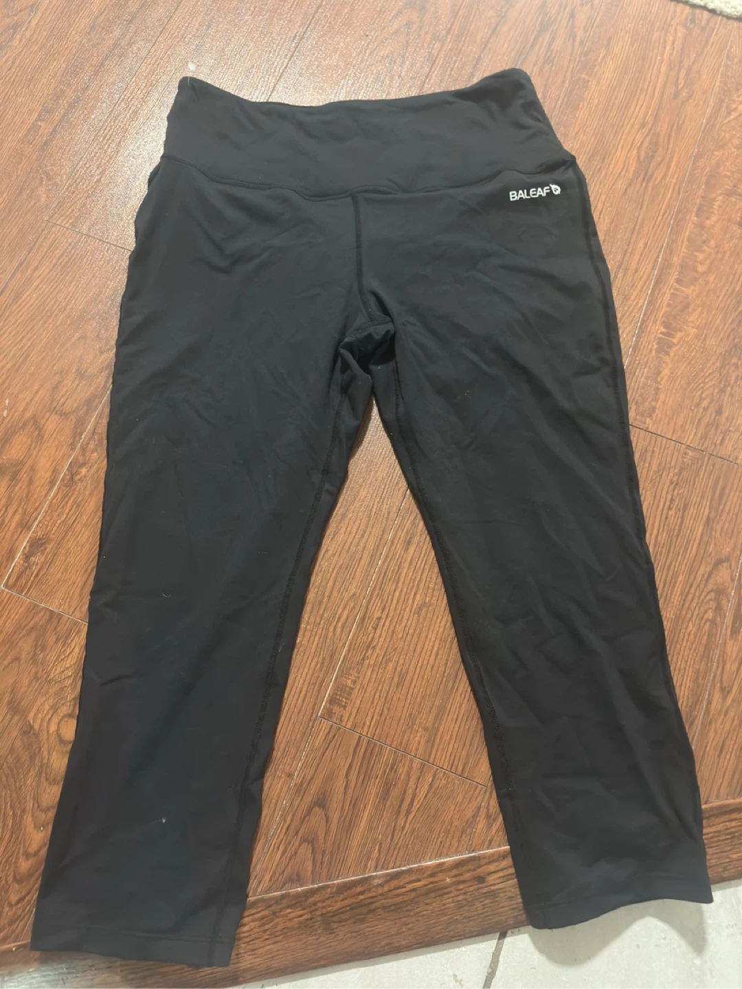 Baleaf Black Capri Leggings