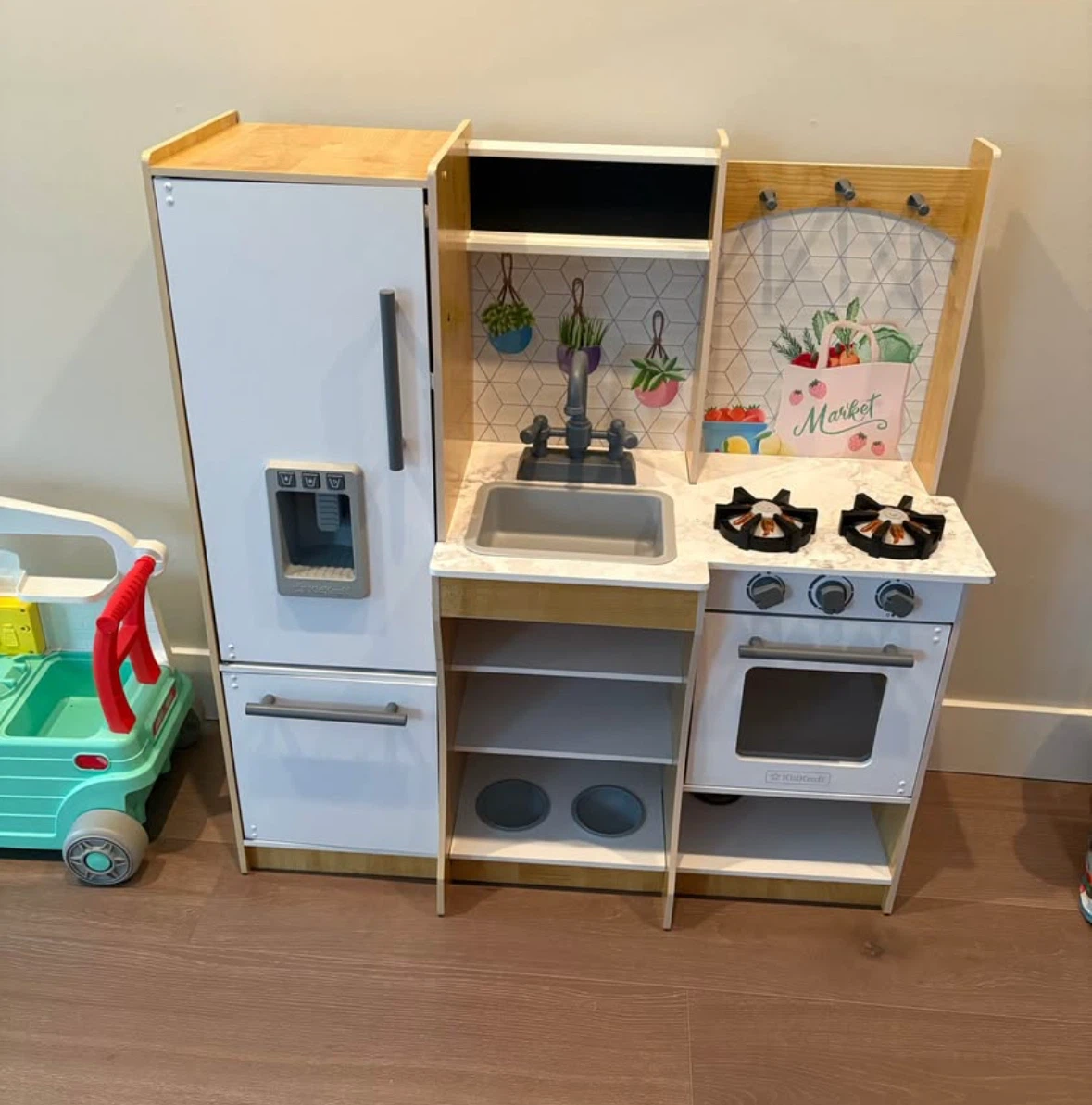 KidKraft Play Kitchen