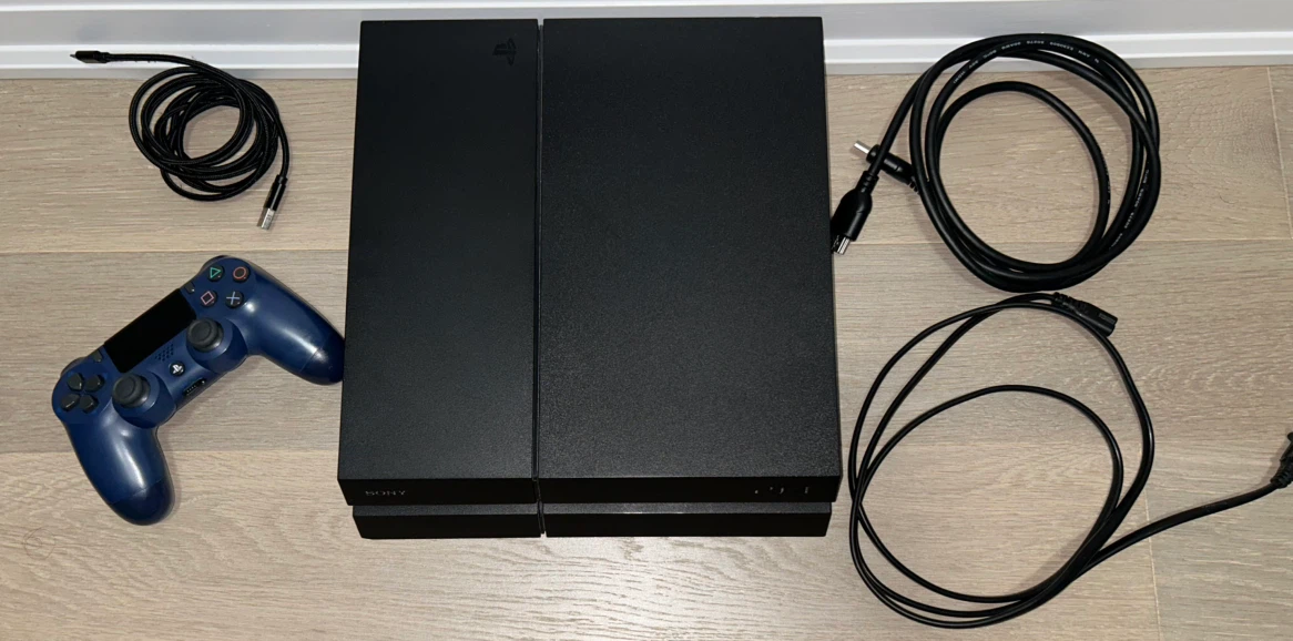 Original PS4 Console (500GB) with Controller and Cables - photo 2