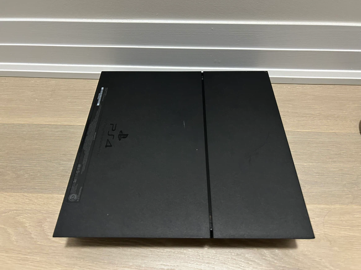 Original PS4 Console (500GB) with Controller and Cables - photo 3