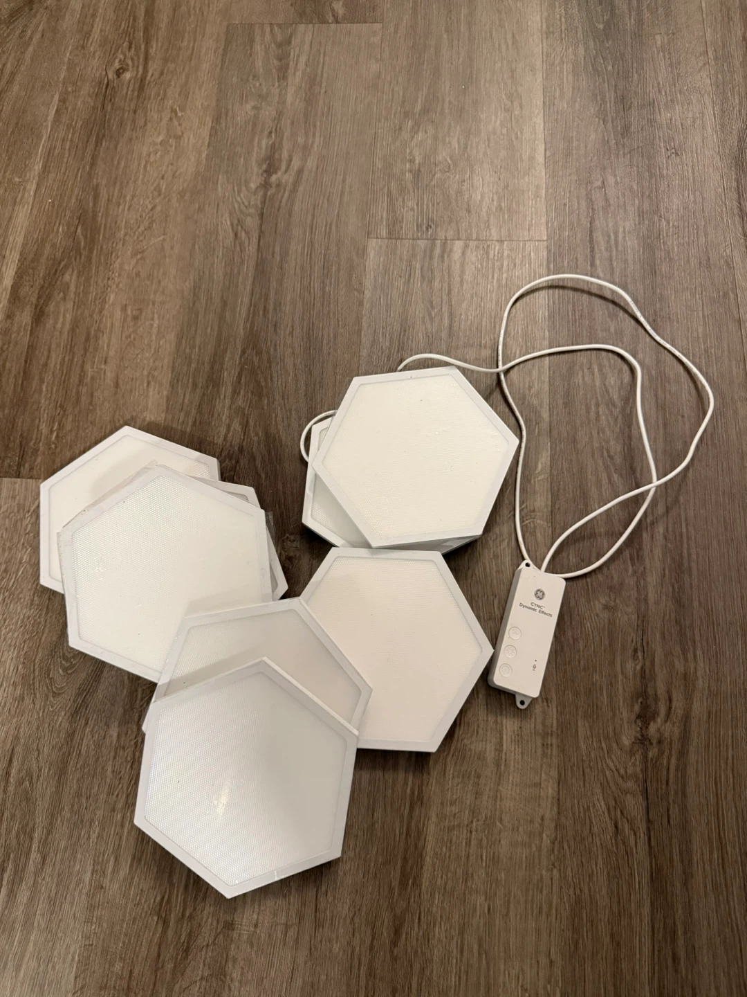 Cync 9 hexagon led panels + Led panel+ light strip - photo 3