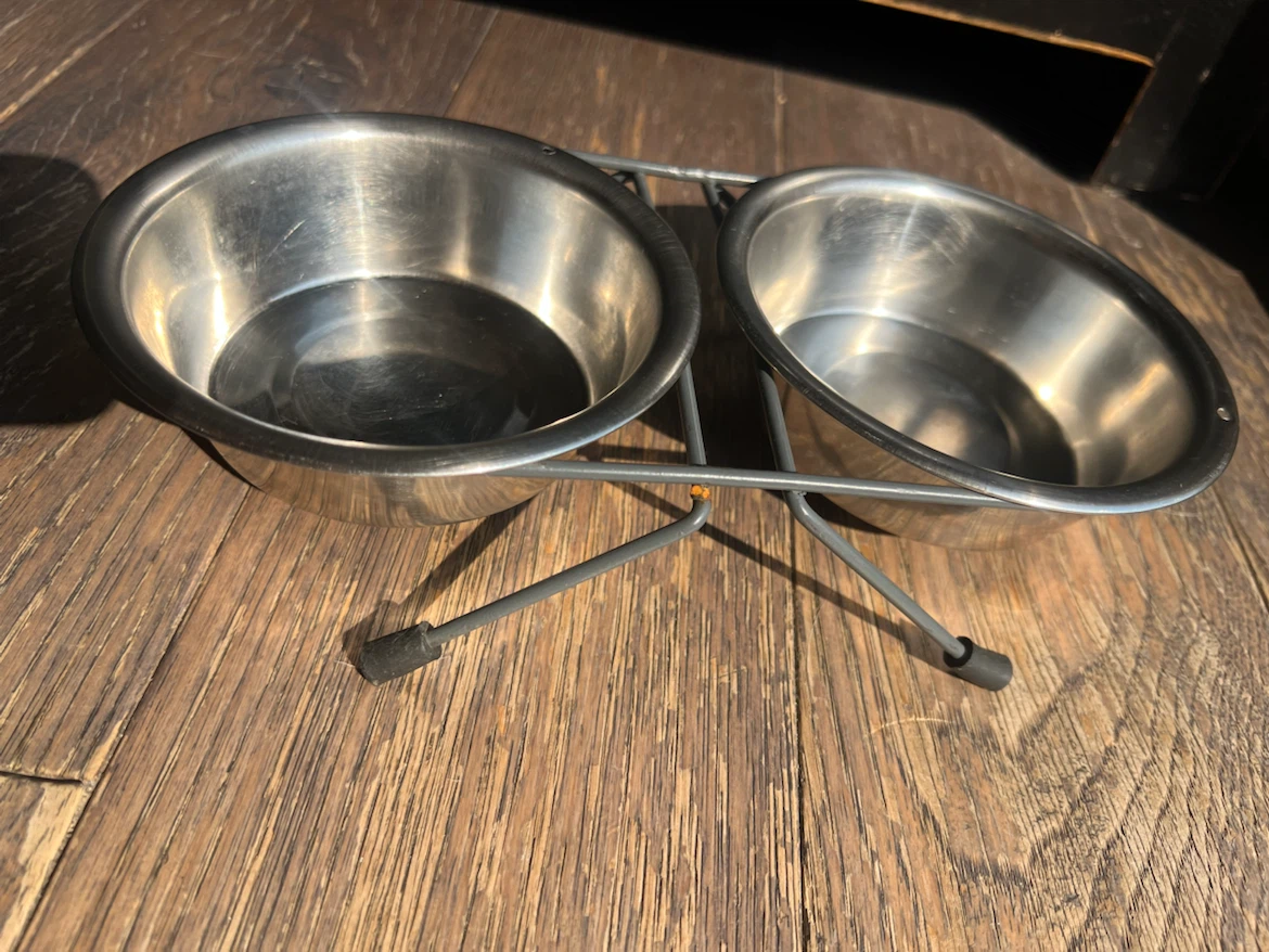Pet Food & Water Bowls - photo 2
