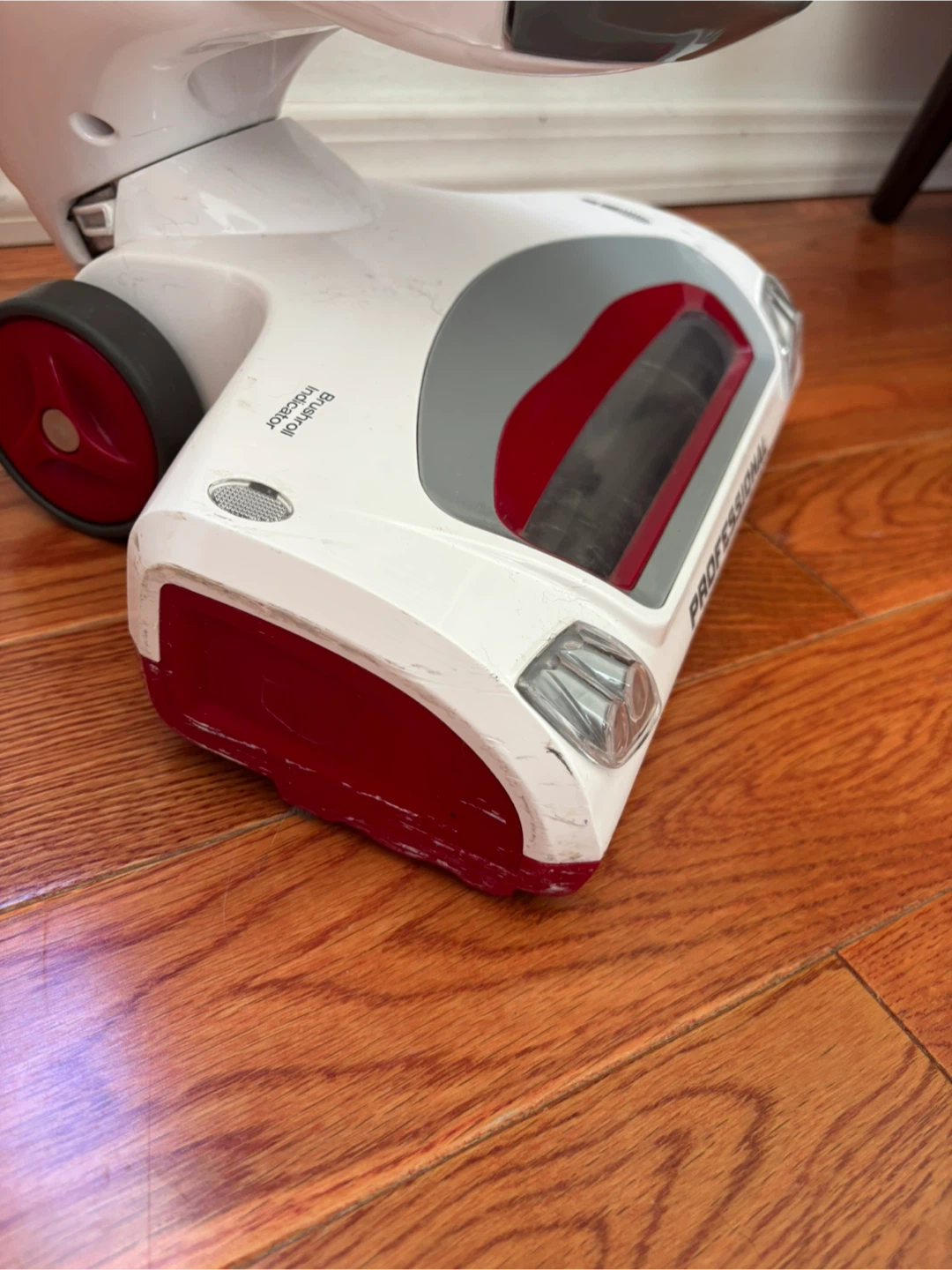 Shark Professional Vacuum - photo 3
