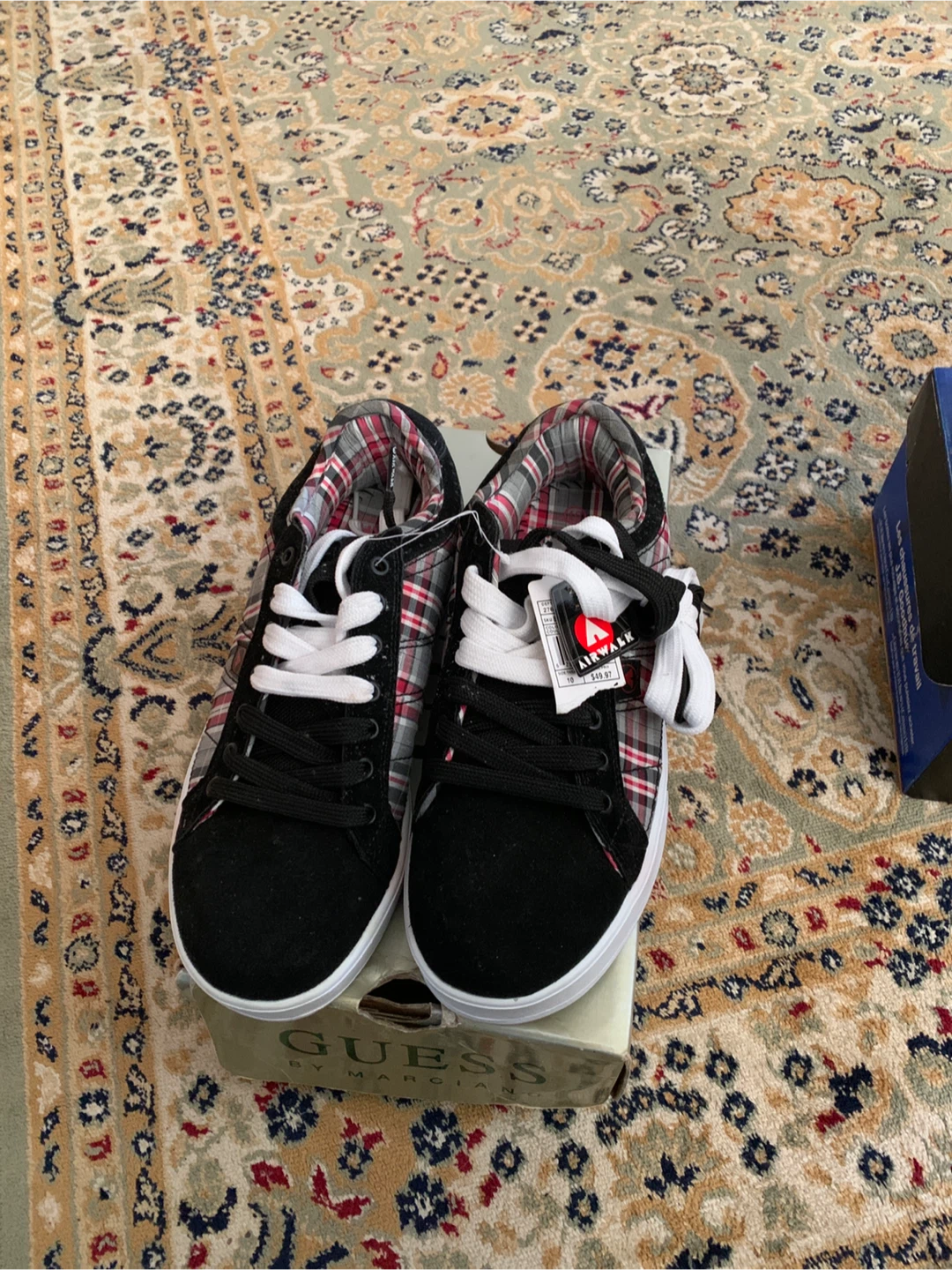 Airwalk Plaid Lace-Up Sneakers Size 10