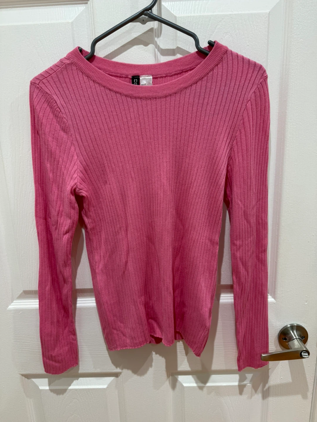 Women's Pink Sweaters - photo 2