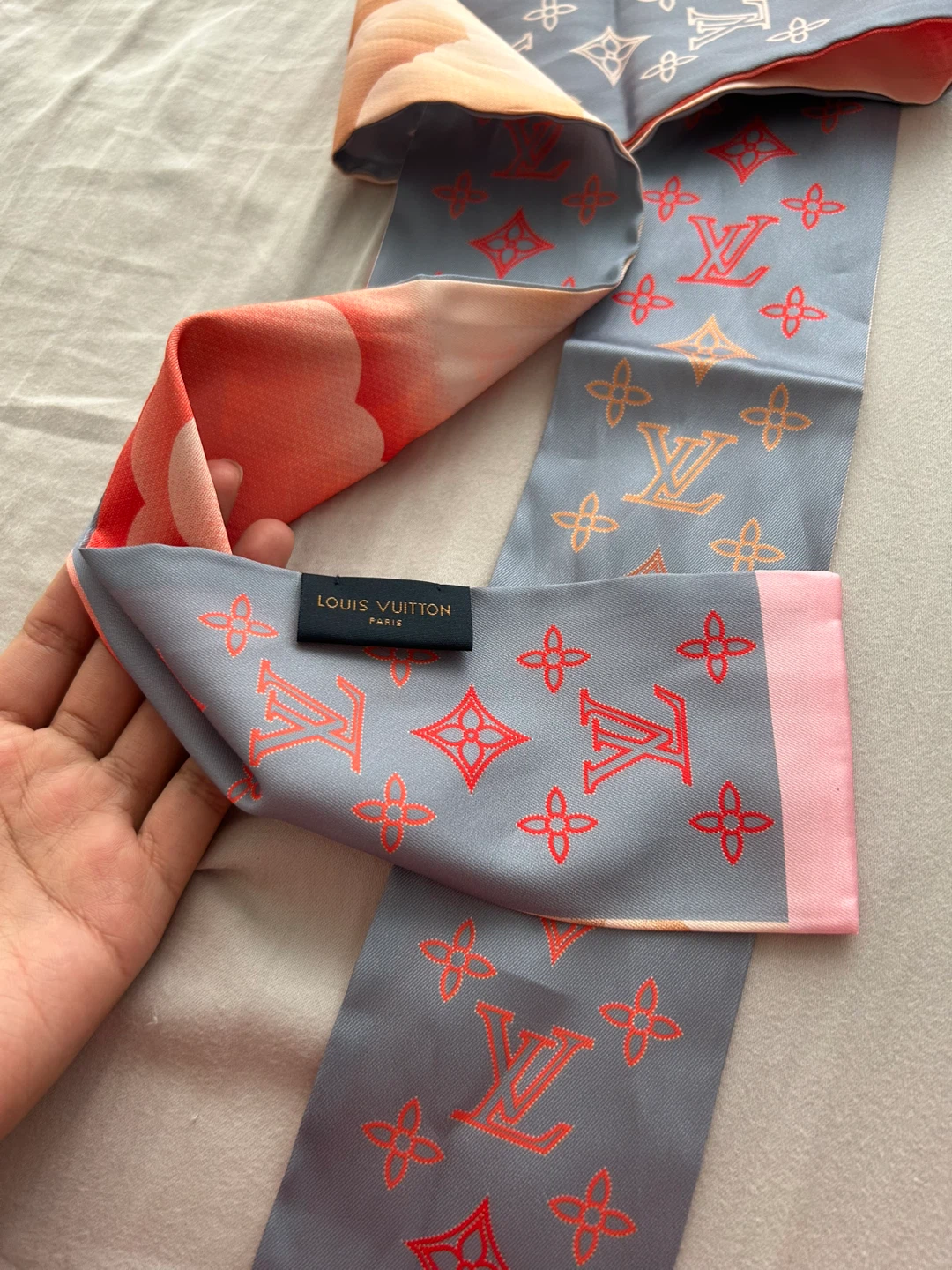 Authentic Louis Vuitton Bandana Scarf - Clouds & Monogram - photo 3