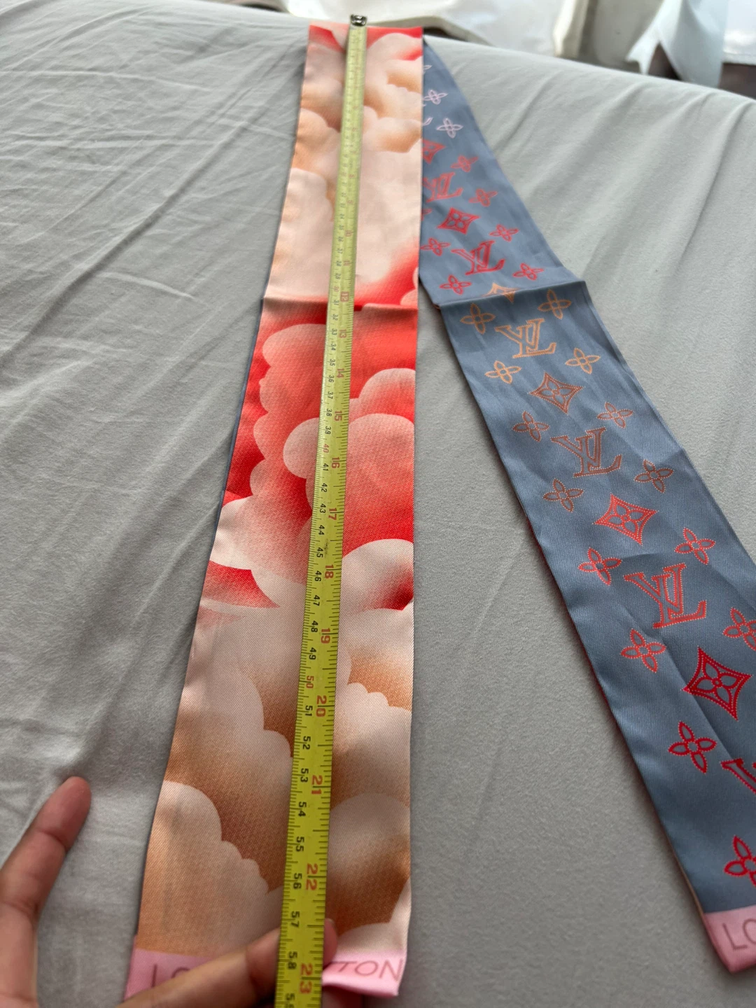 Authentic Louis Vuitton Bandana Scarf - Clouds & Monogram - photo 4