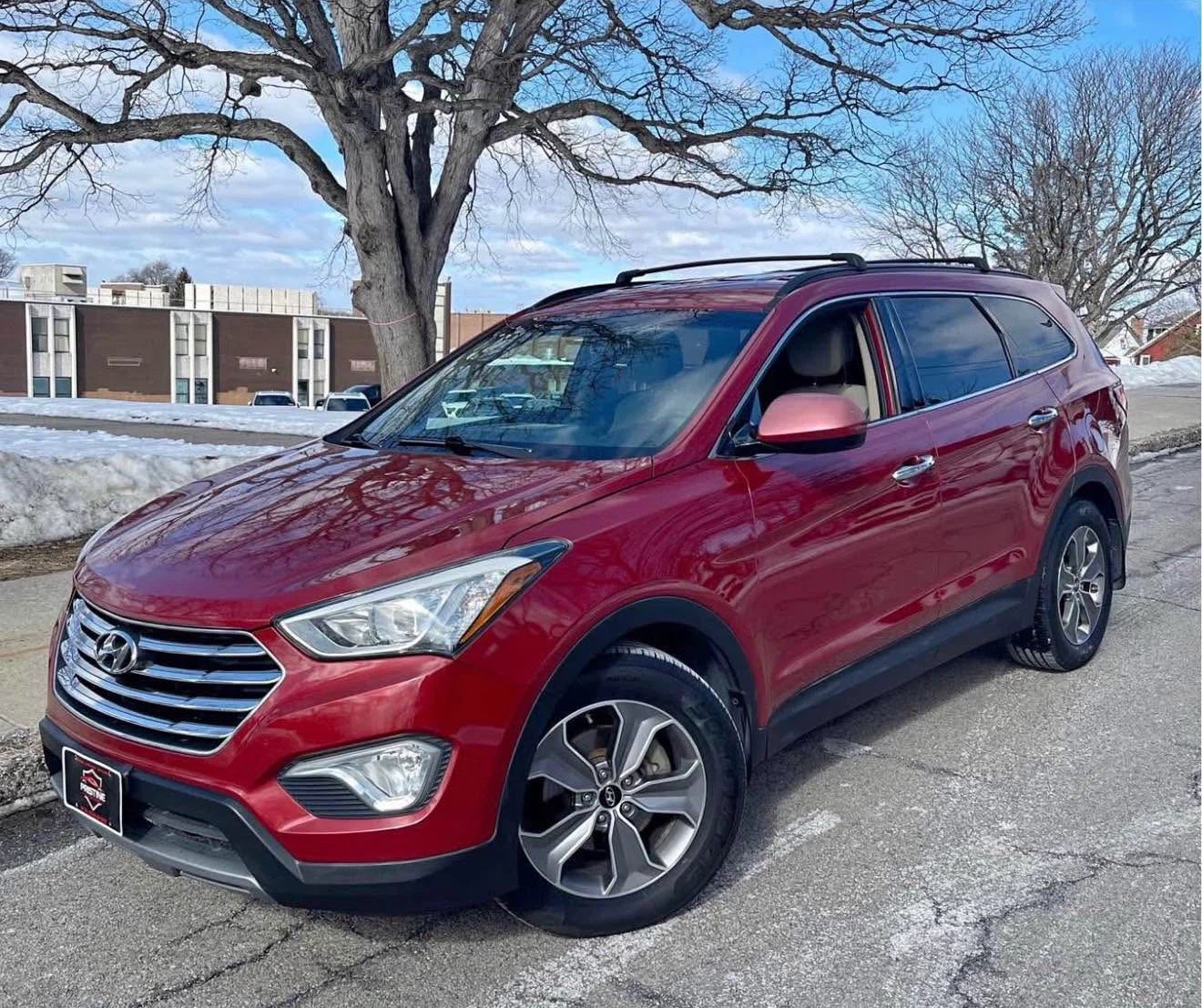 Red Hyundai Santa Fe AWD - photo 2