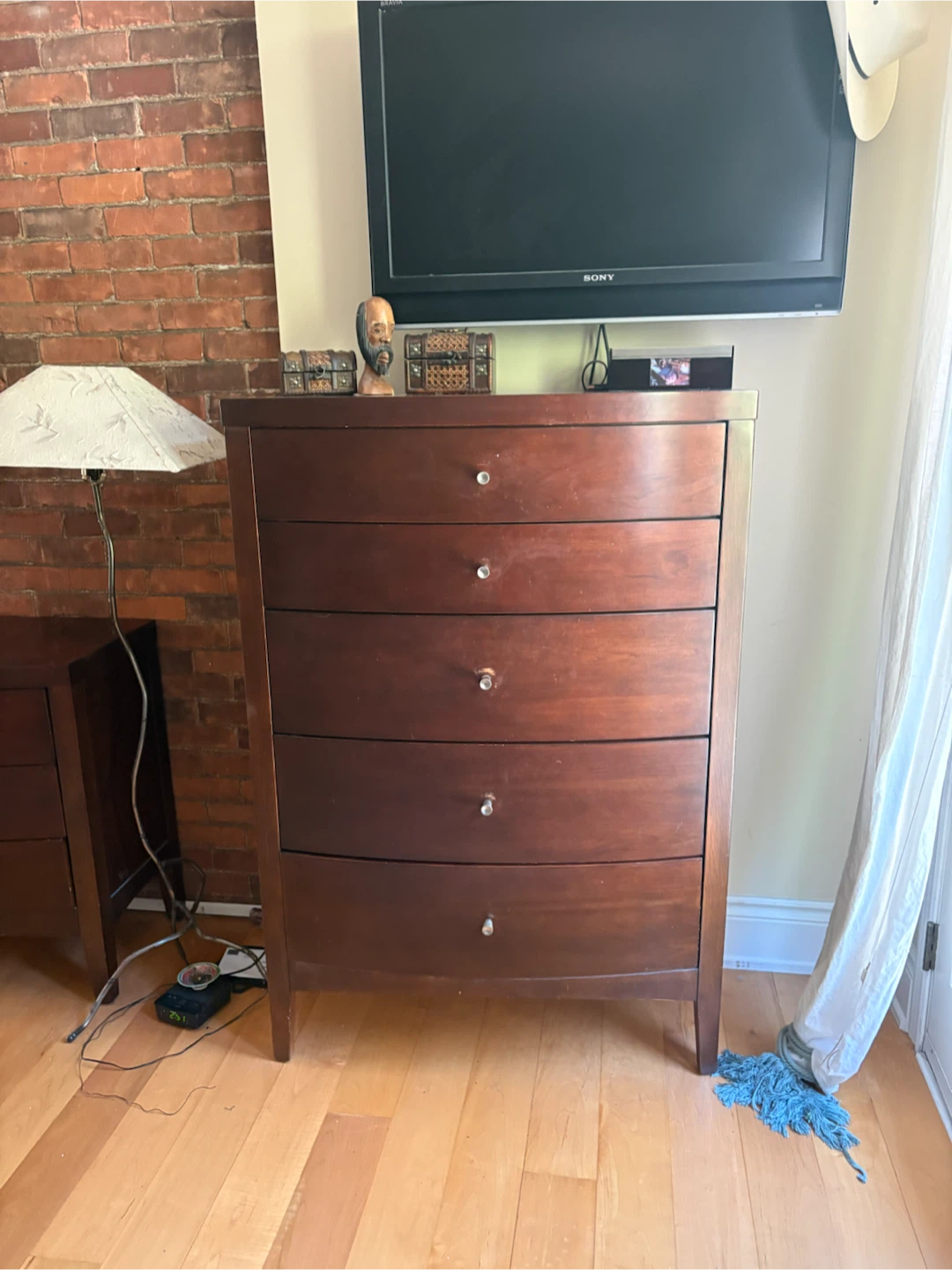 Very sleek mid century 5 piece bedroom furniture - photo 4