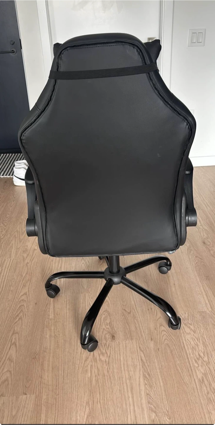 Black and White Gaming Chair