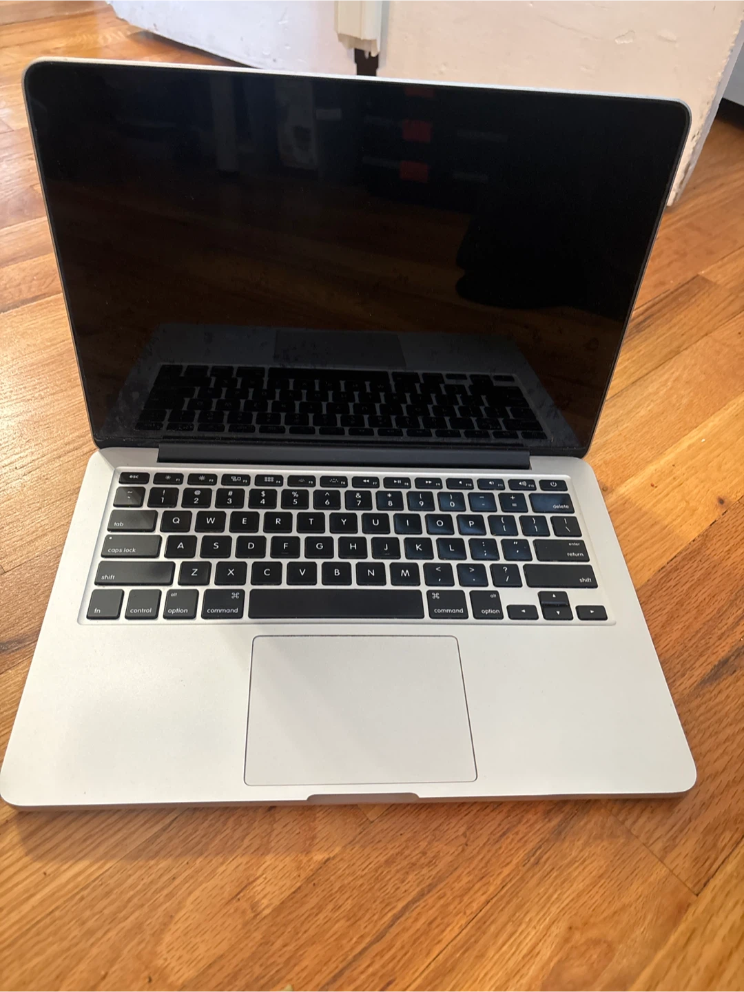 Apple MacBook Pro 13-inch Early 2015 - photo 2