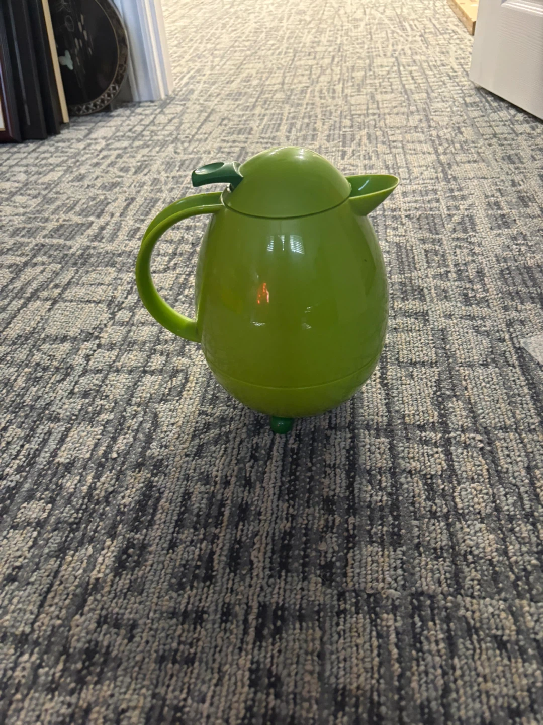 Retro Green Egg-Shaped Carafe