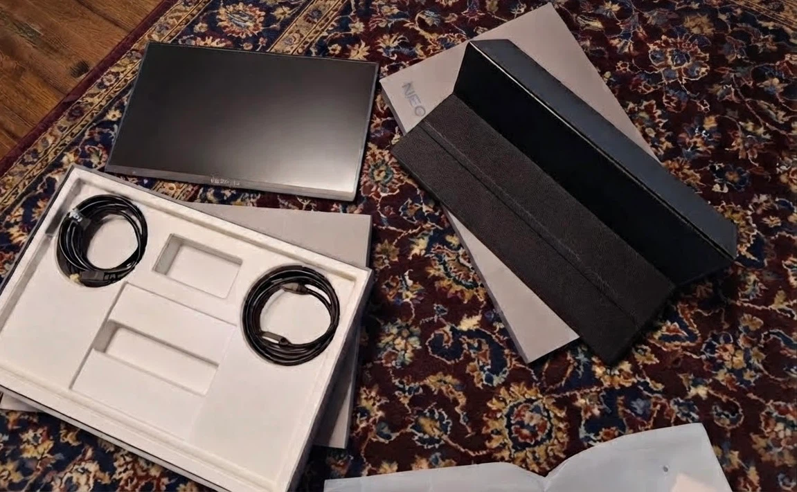 Neofyte Portable Monitor - photo 2