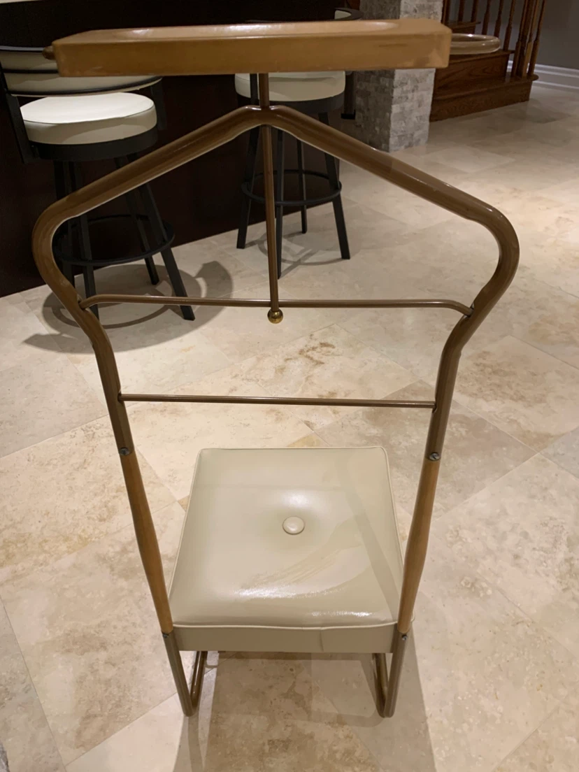 Suit  Stand Chair - photo 4