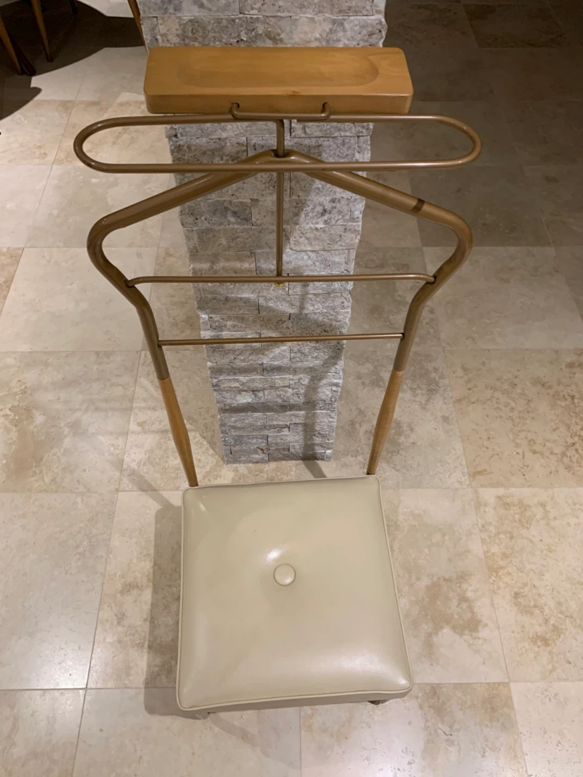 Suit  Stand Chair - photo 5