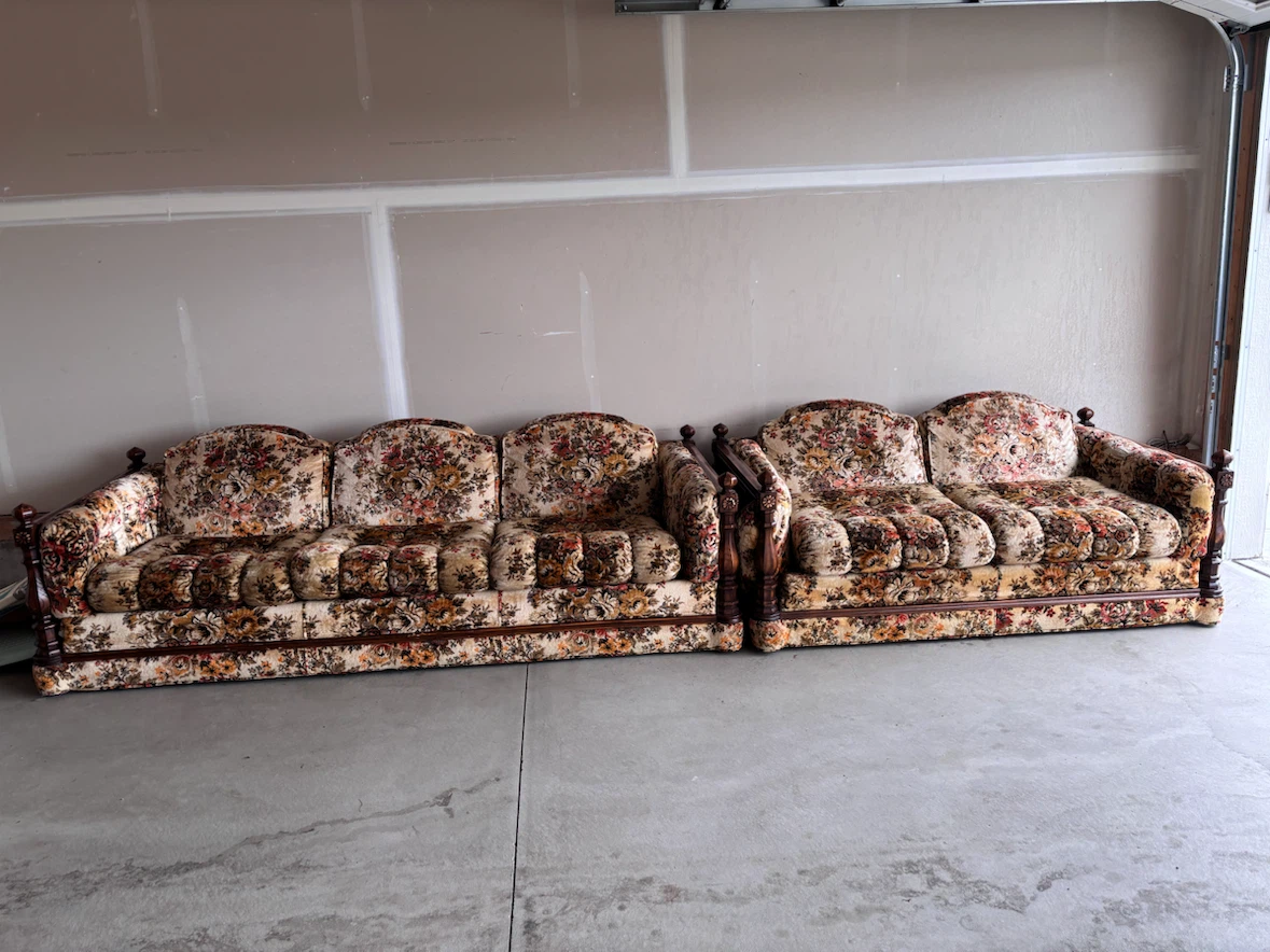5 seats sofa