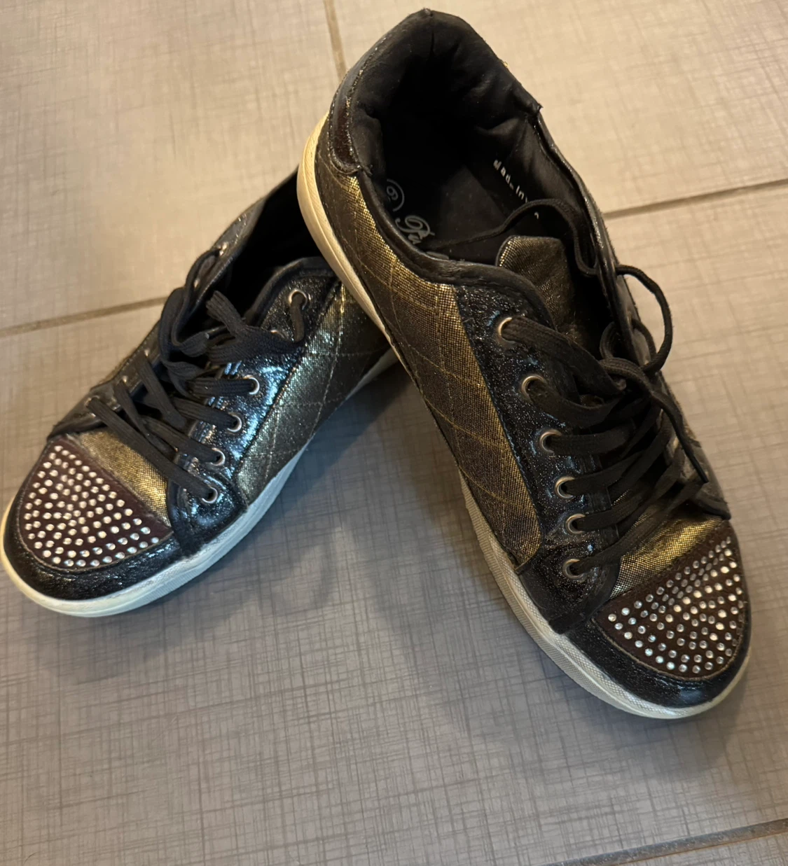 Pink Fly rhinestones Studded Sneakers - photo 3