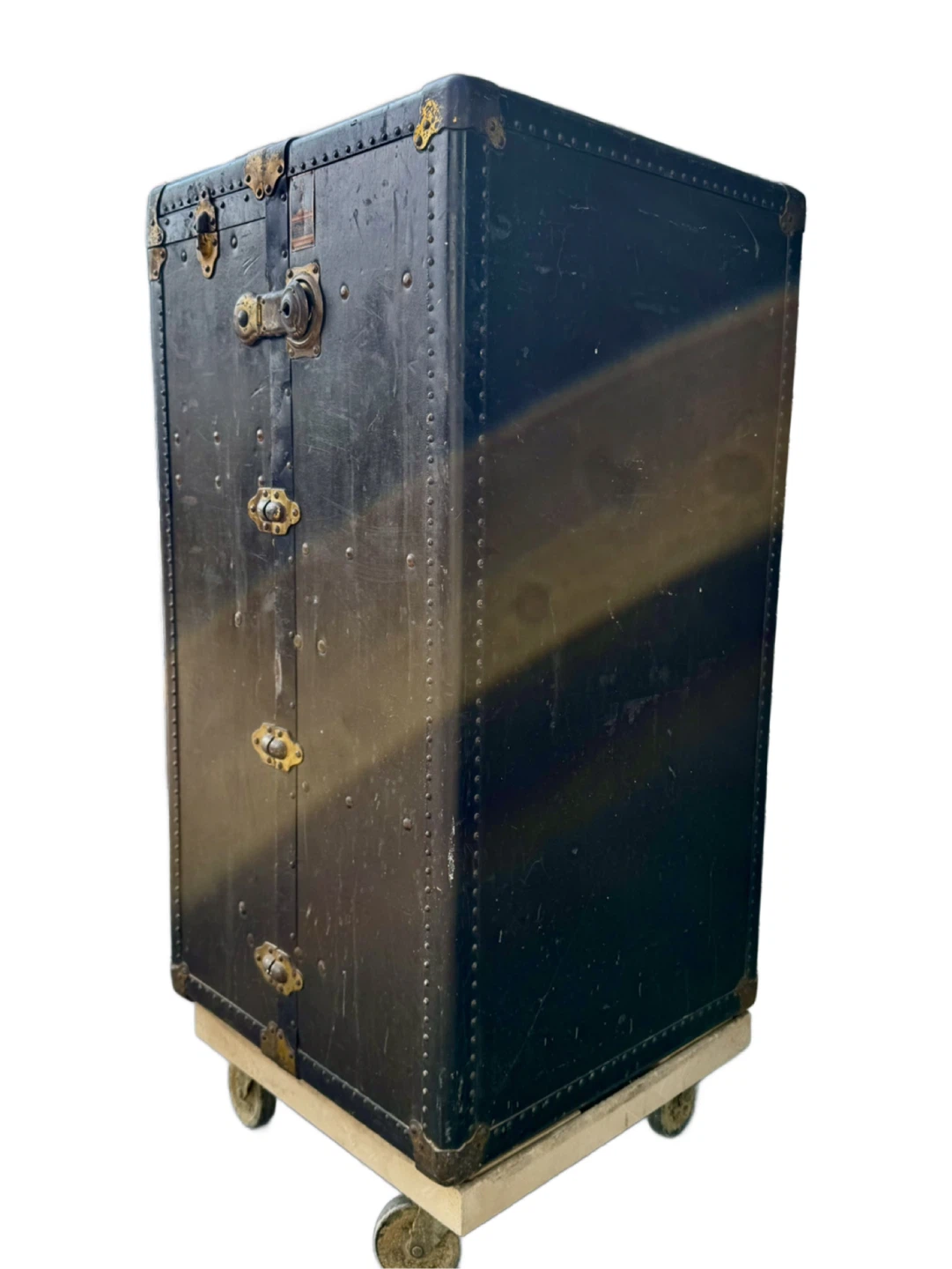 Vintage Steamer Trunk Wardrobe - photo 4
