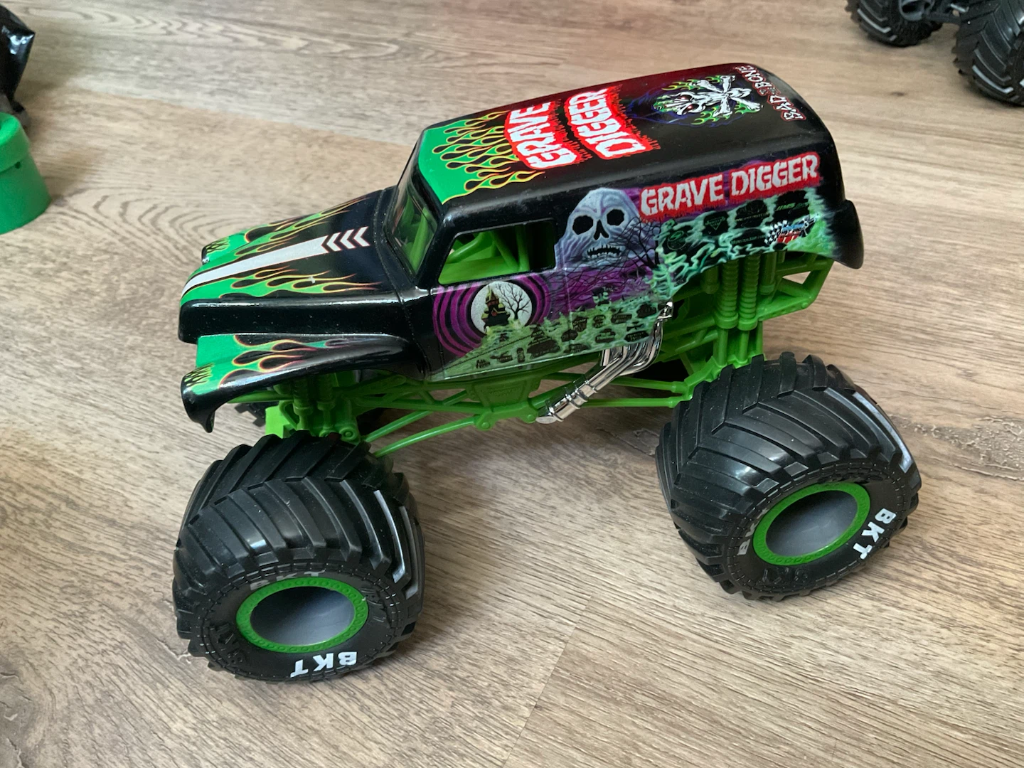 Monster Jam Grave Digger Truck