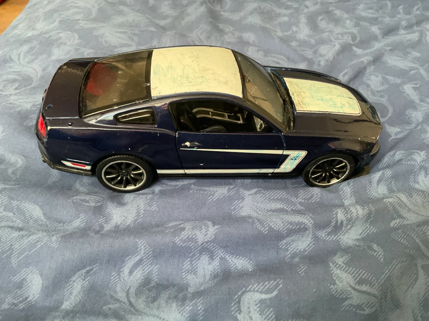 Maisto Ford Mustang Boss 302 Diecast Model