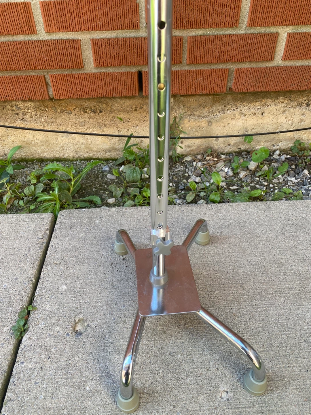 Four legged walking cane - photo 2