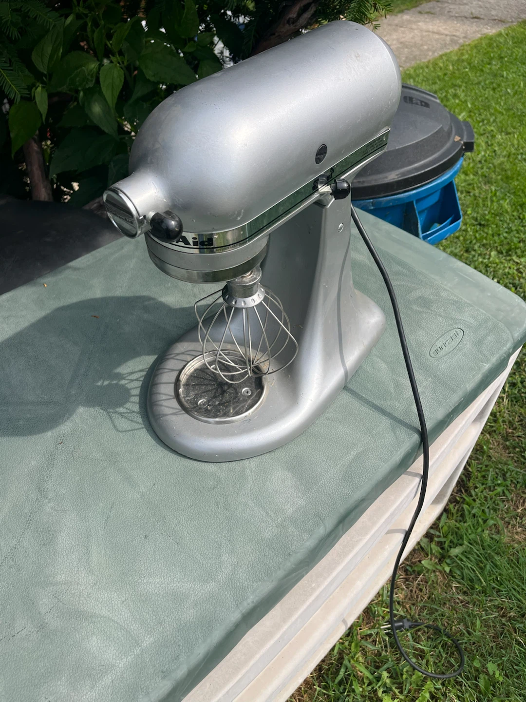 Kitchen.  Aid.  Mixer.