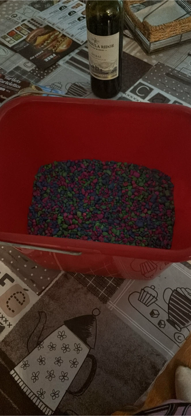 Multi-coloured Aquarium Gravel