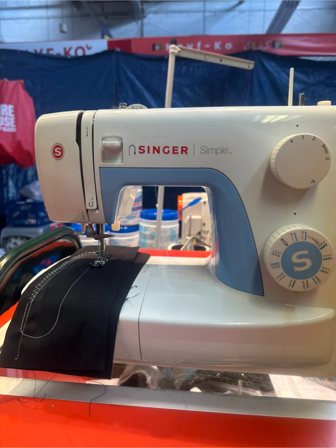 Singer Simple Sewing Machine