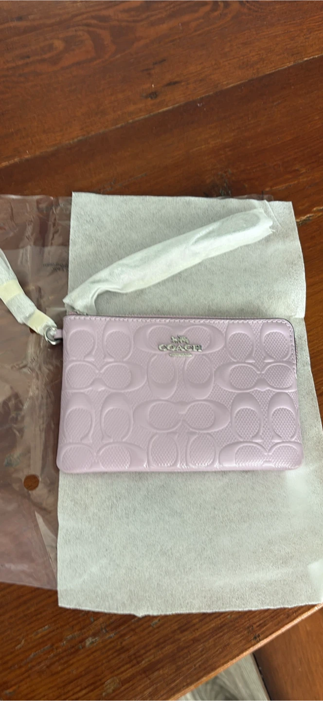 NEW Coach Corner Zip Wristlet - photo 3