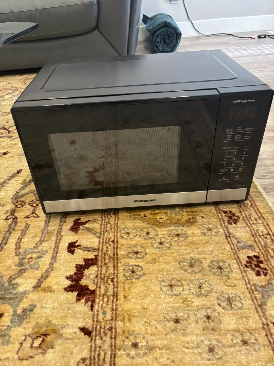 Panasonic Microwave Oven - photo 2