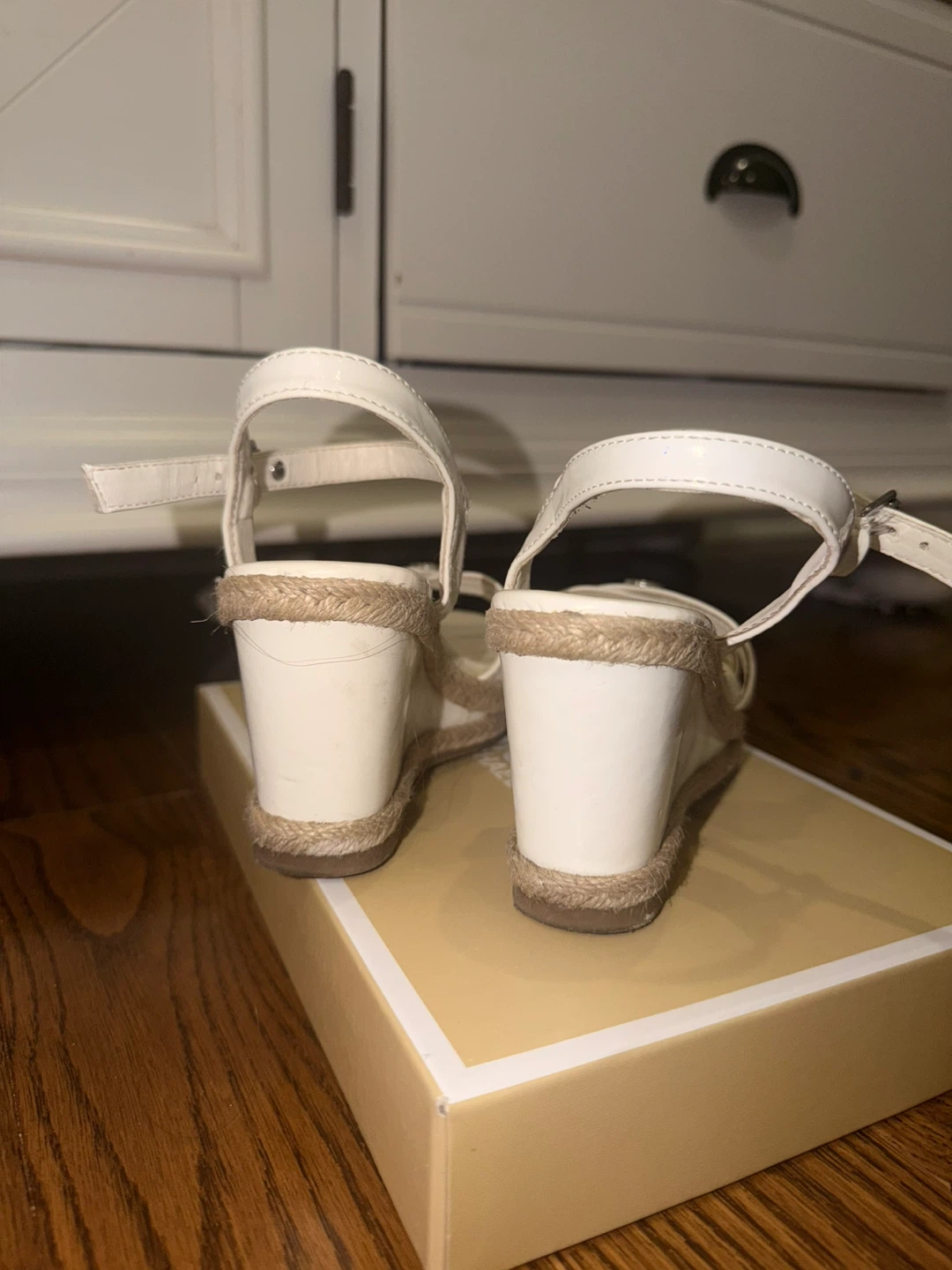 Michael Kors White Wedge Sandals - photo 4