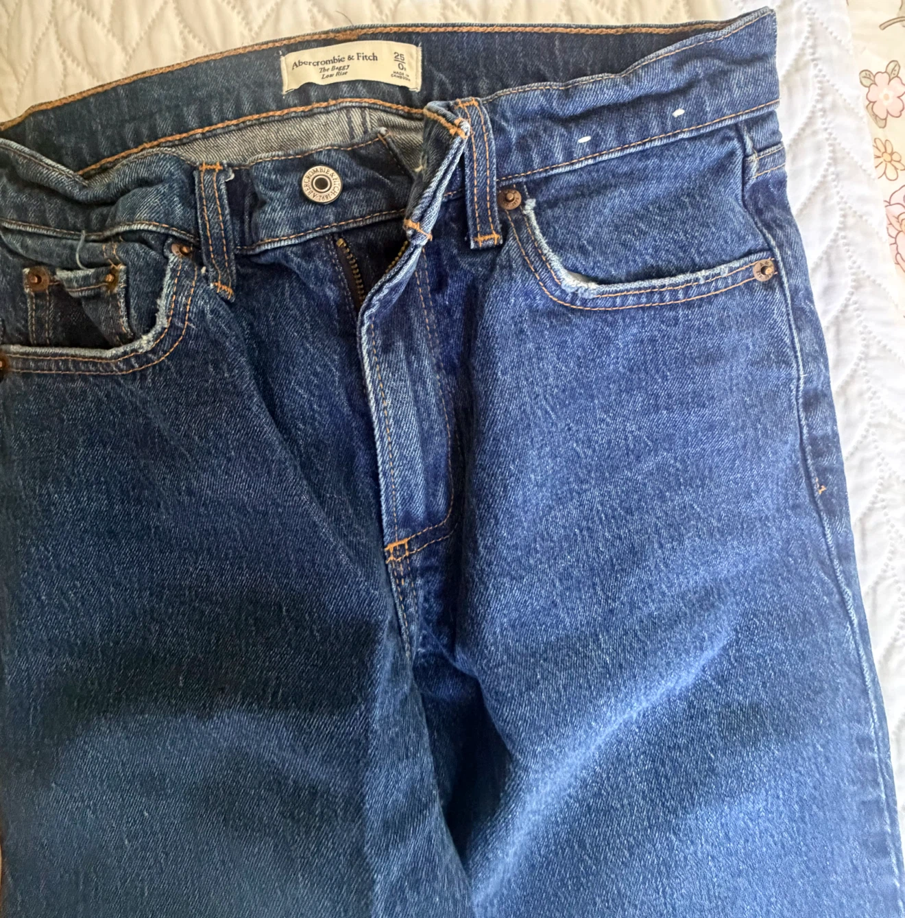 Abercrombie & Fitch The Baggy Low Rise Jeans - photo 2