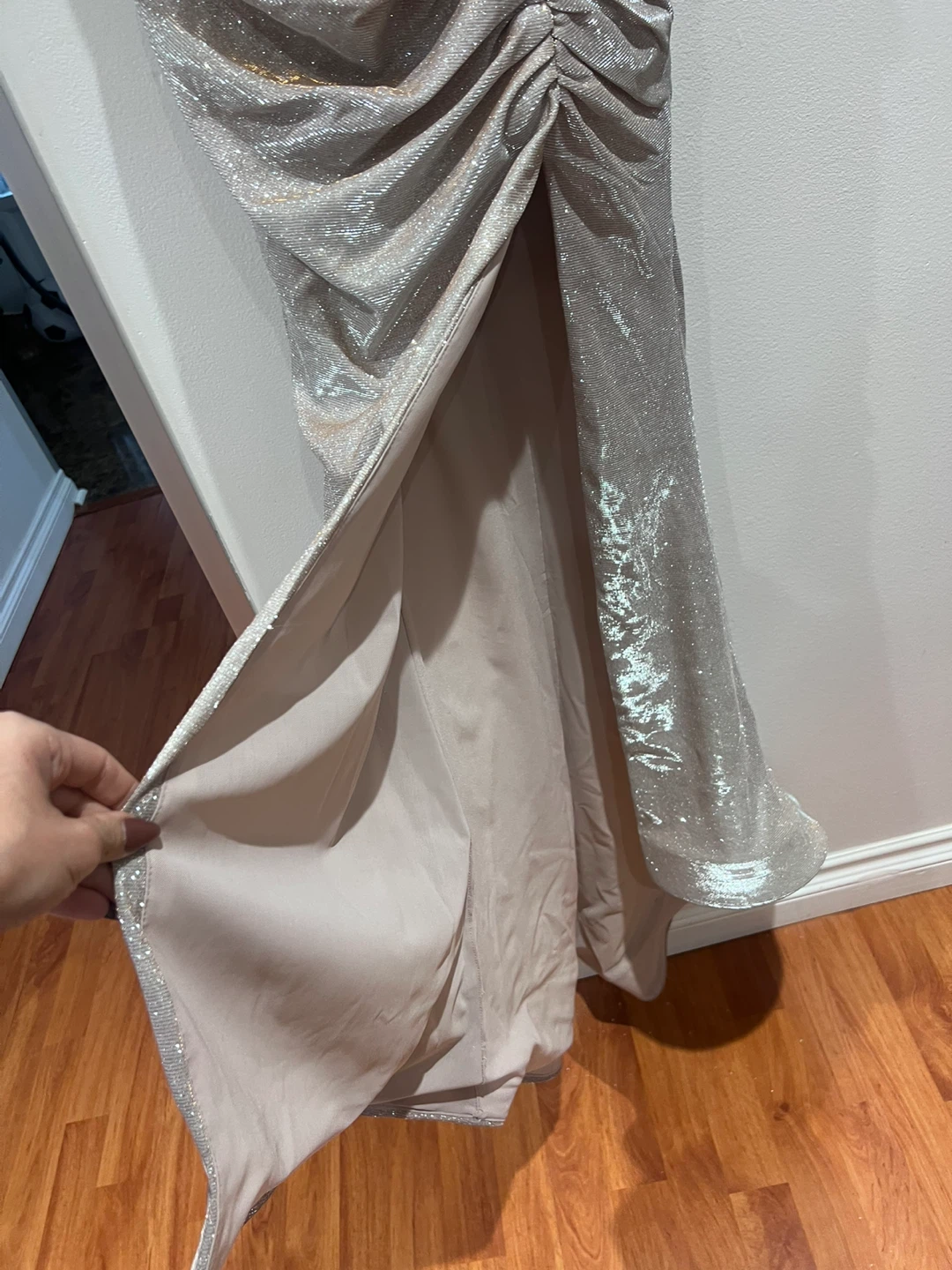 Women’s Sparkle One-Shoulder Ruched Maxi Dress - photo 3