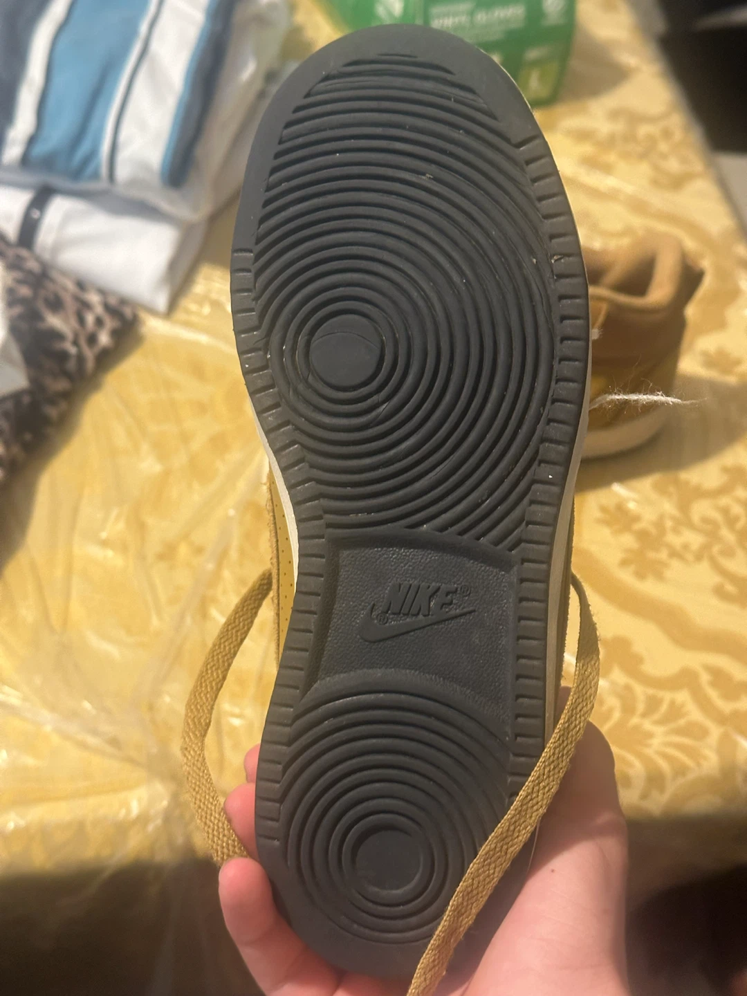Nike Court Borough Mid 2 Sneakers Wheat Size 5Y - photo 2