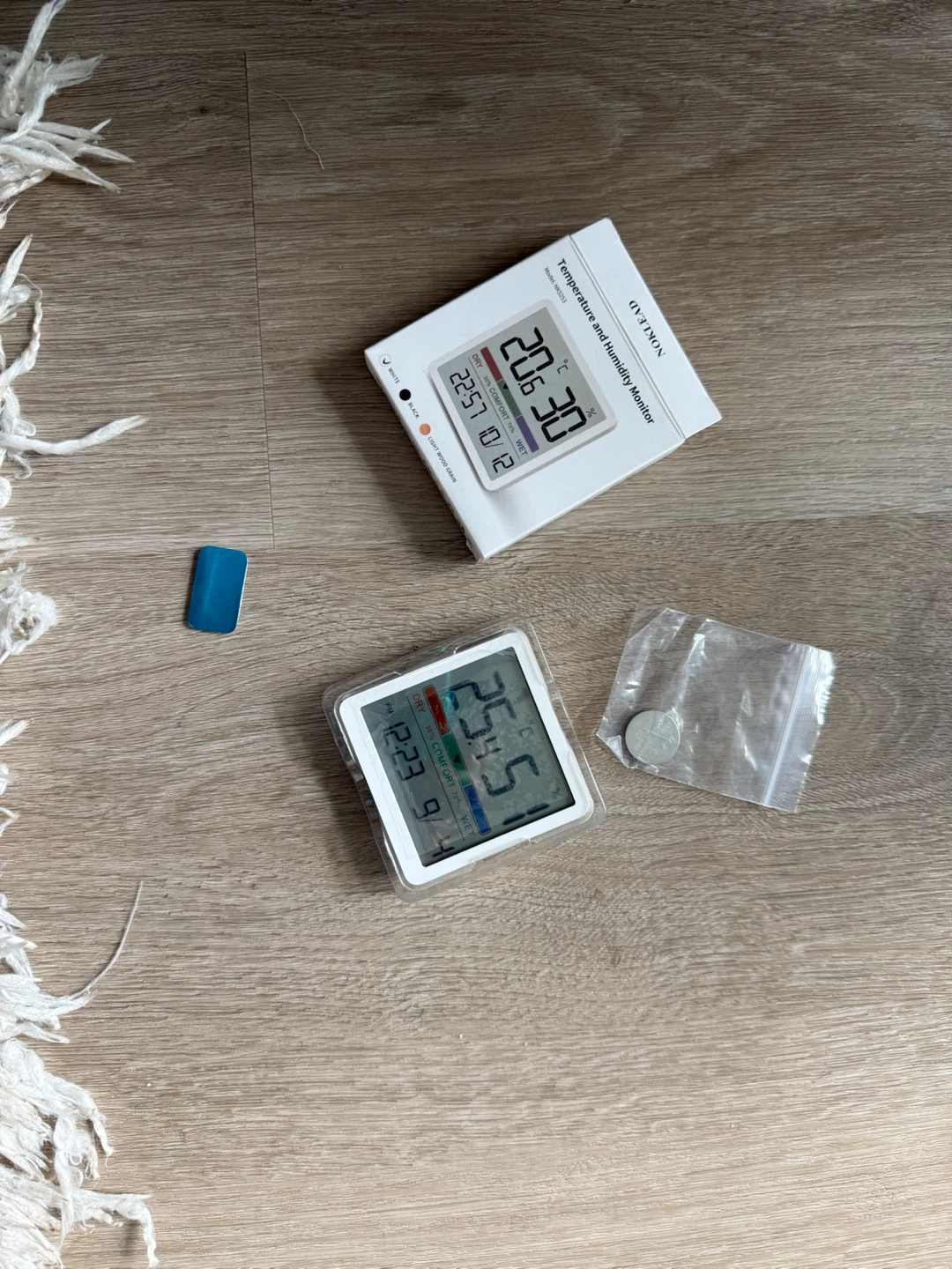 GYVNON Temperature and Humidity Monitor