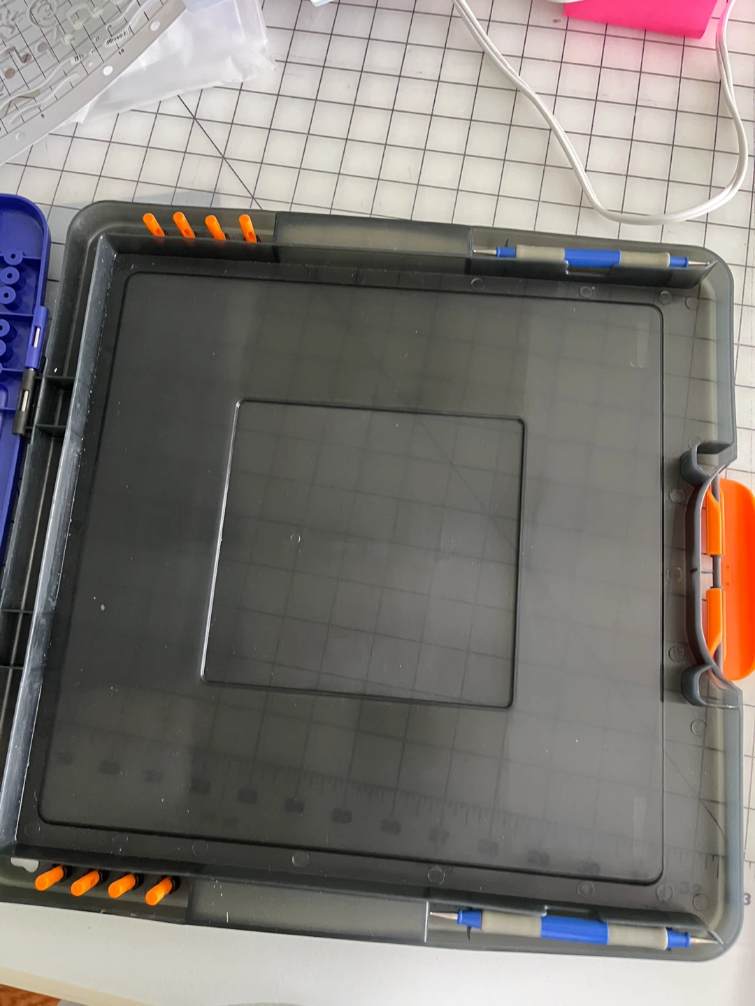 Fiskars ScrapBoss Embossing System - photo 4