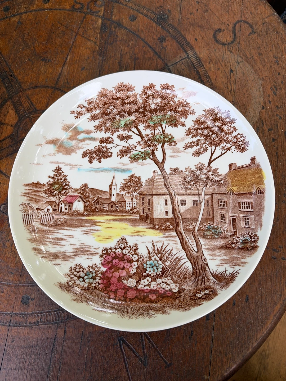 Vintage Hand-painted English Village Scene in Transferware - photo 5