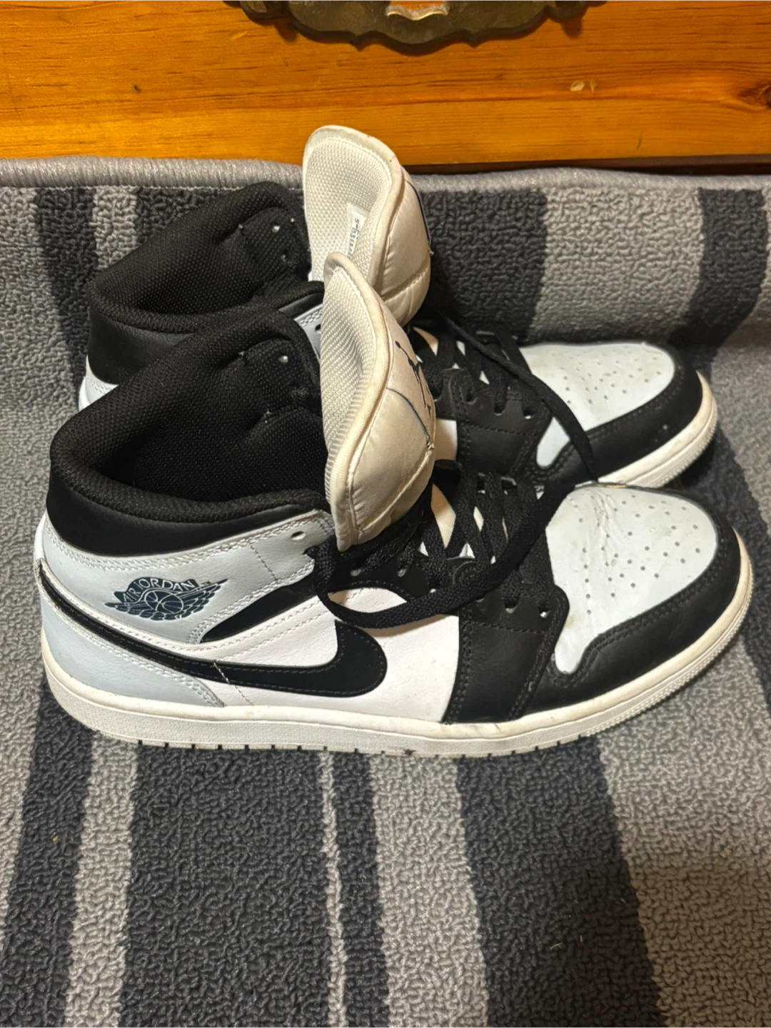 Nike air Jordan’s size 8 - photo 3