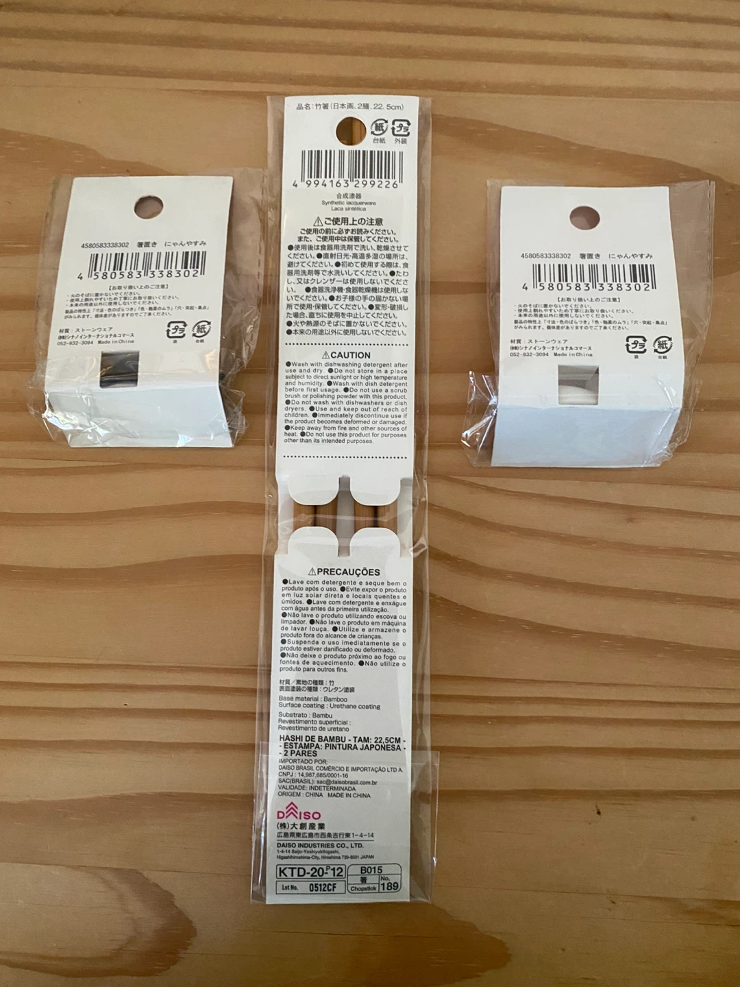 NEW Bamboo Chopsticks and Cat Chopstick holdersChopstick Rests - photo 2