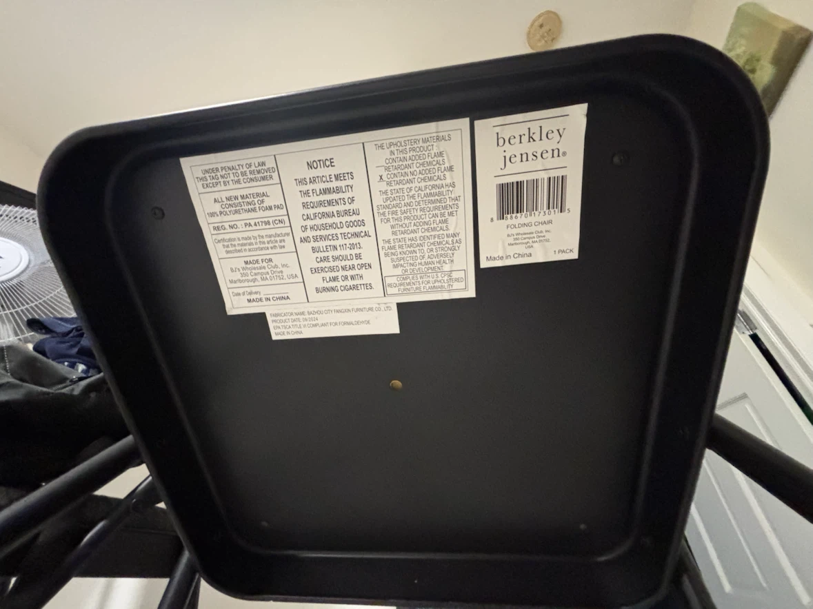 Set of 4 Berkley Jensen Padded Folding Chairs (Like New!) - photo 2