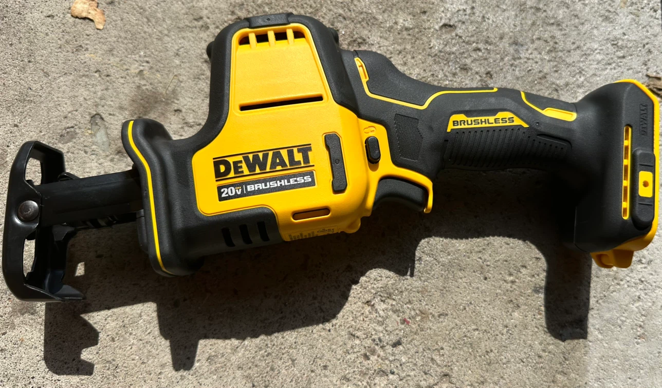 DEWALT DCS369 20V MAX Compact Reciprocating Saw